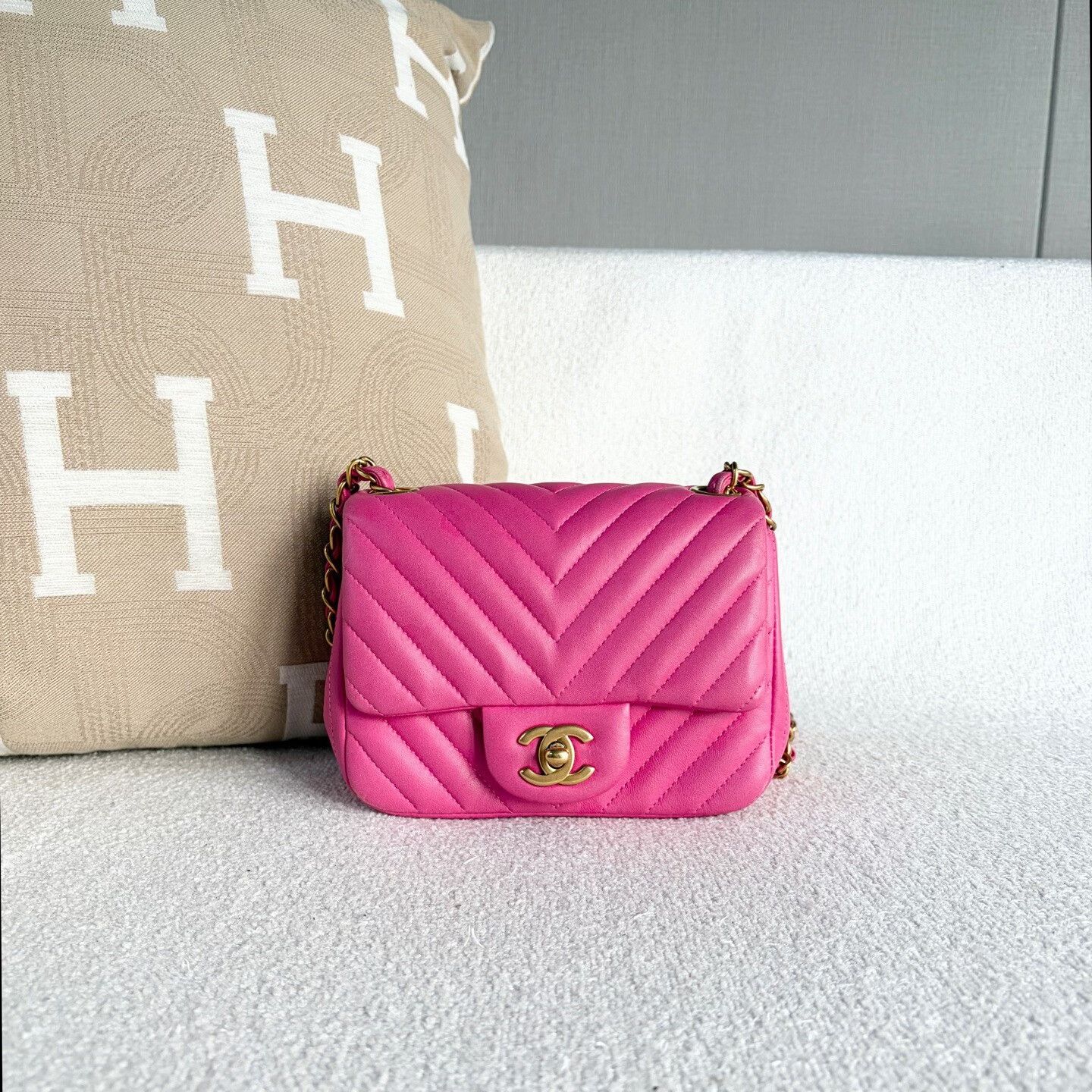 Chanel Pre-loved Bag Very good condition Size ONE SIZE - 2 Thumbnail