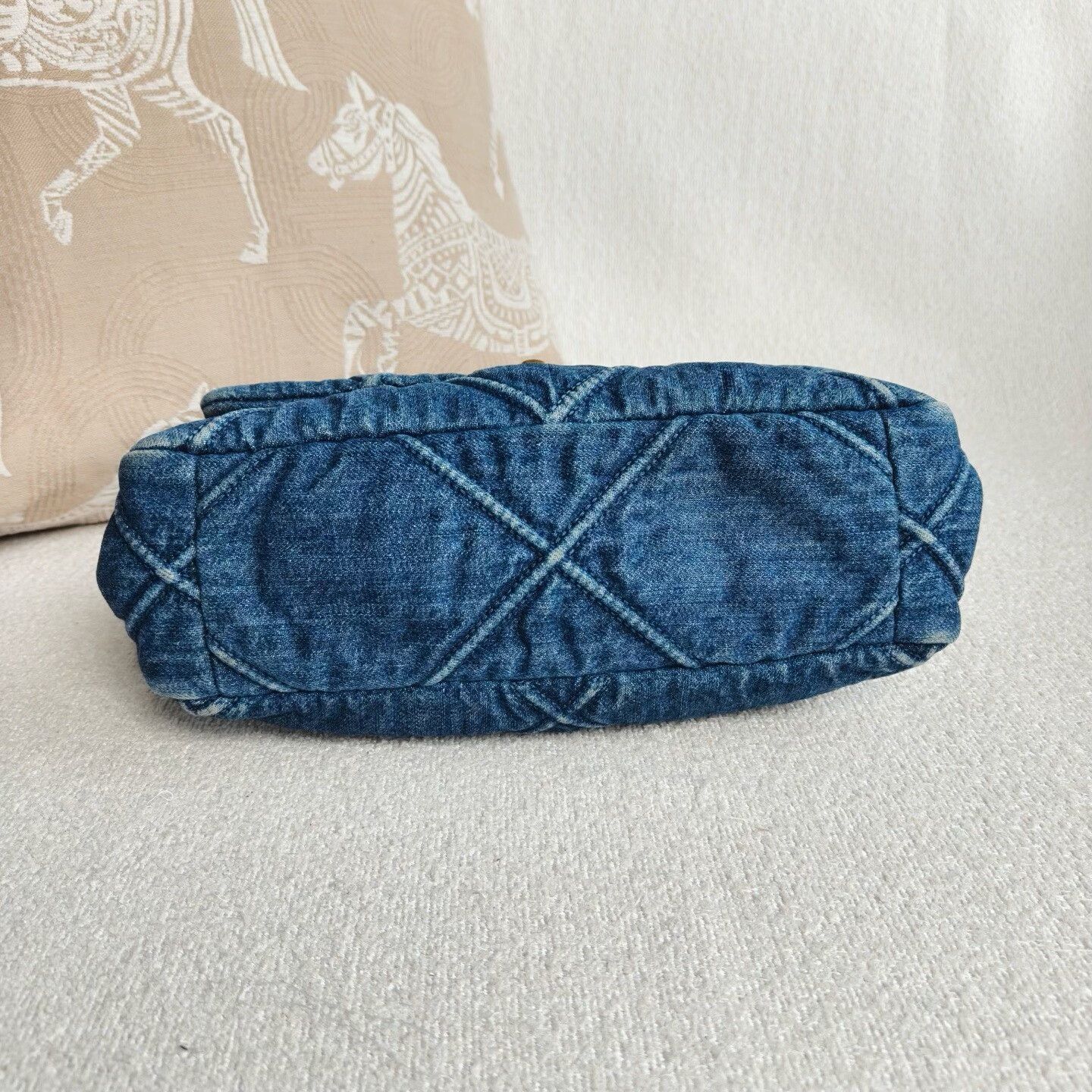 Chanel Pre-loved Bag Very good condition Size ONE SIZE - 5 Thumbnail