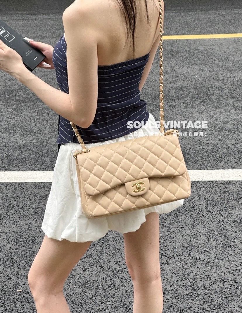 Chanel Pre-loved Bag Very good condition Size ONE SIZE - 8 Thumbnail