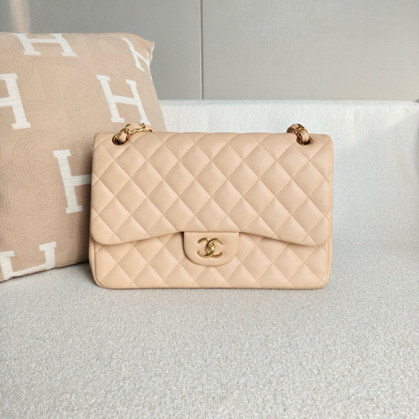Chanel Pre-loved Bag Very good condition Size ONE SIZE - 2 Thumbnail