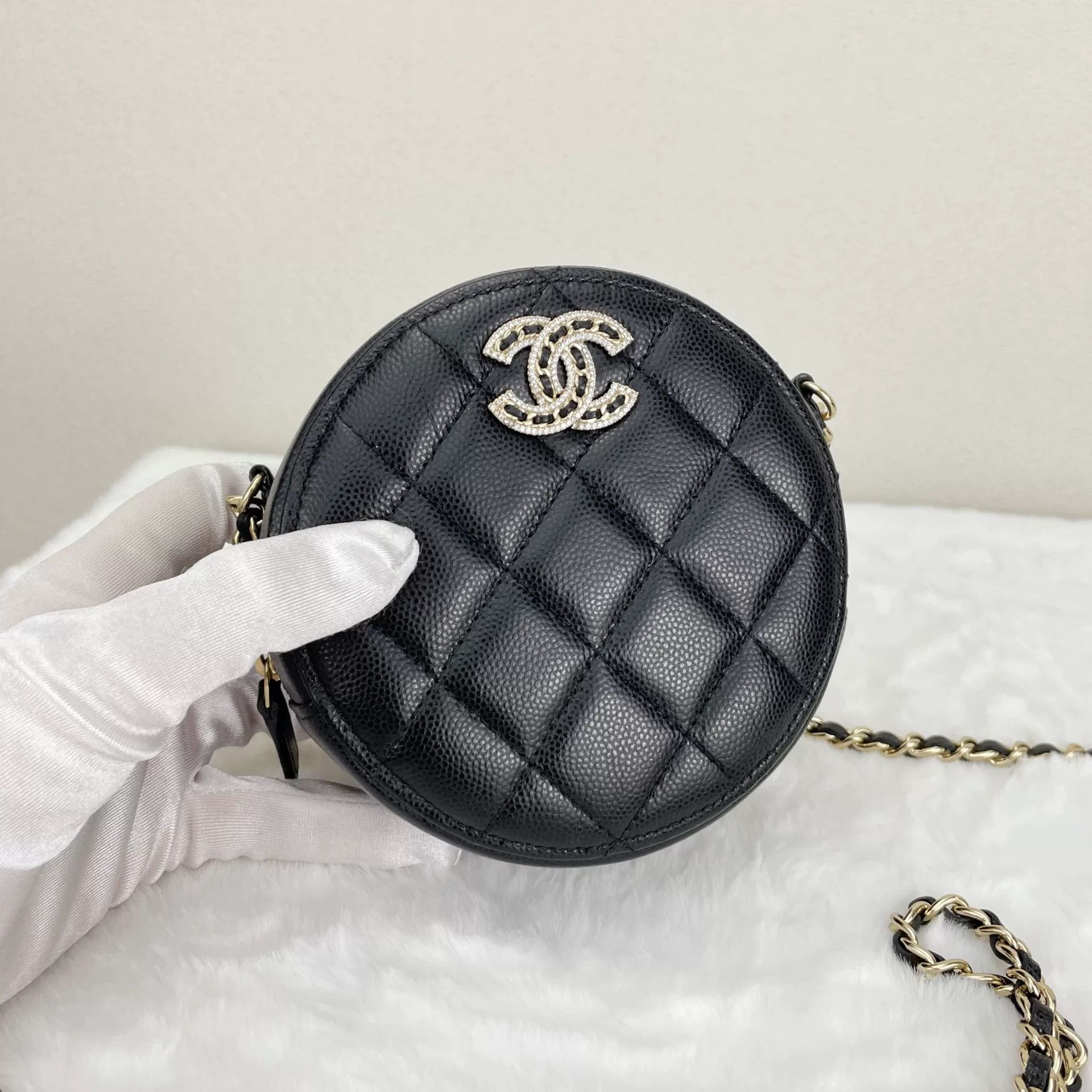 Chanel Pre-loved Bag Very good condition Size ONE SIZE - 7 Thumbnail