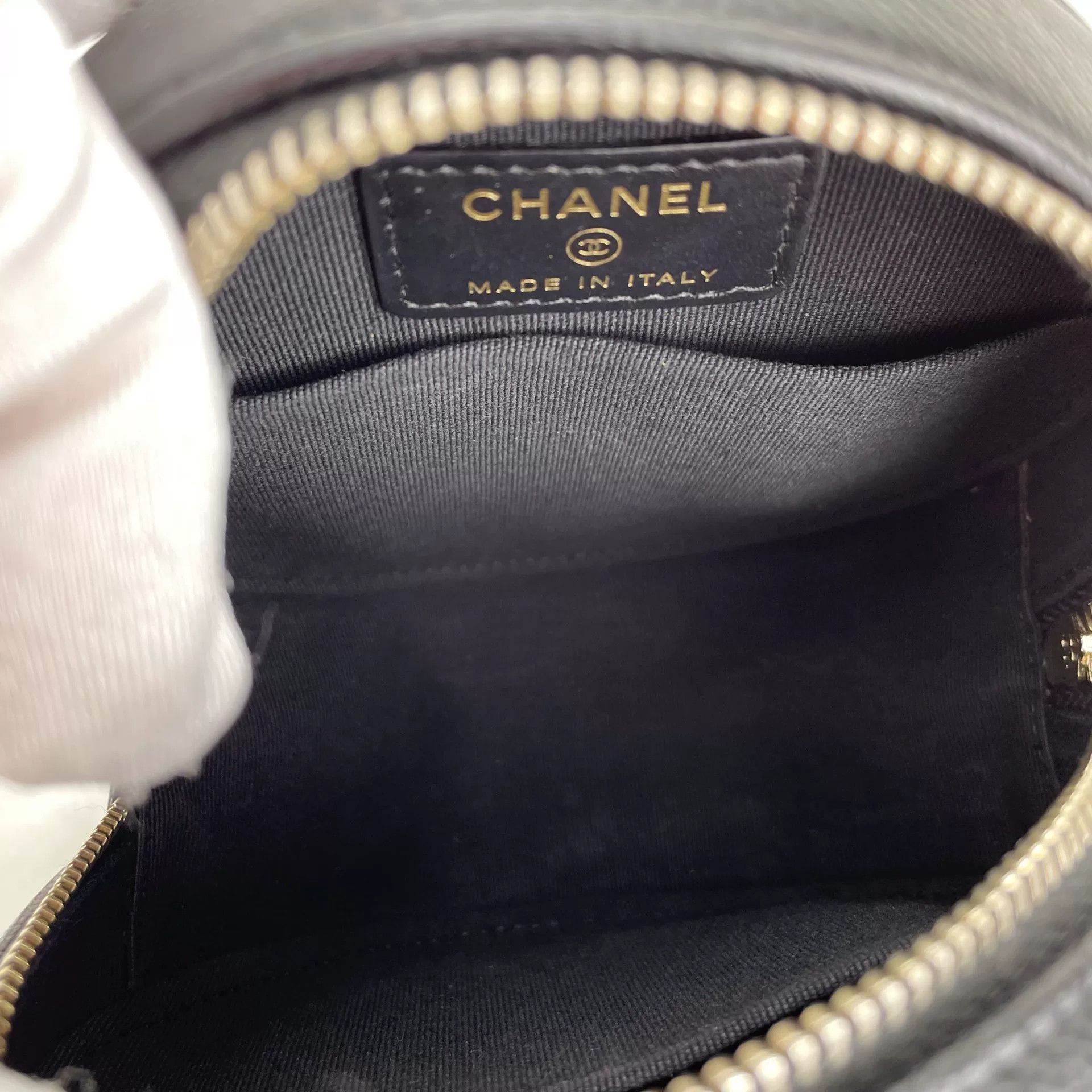 Chanel Pre-loved Bag Very good condition Size ONE SIZE - 8 Thumbnail
