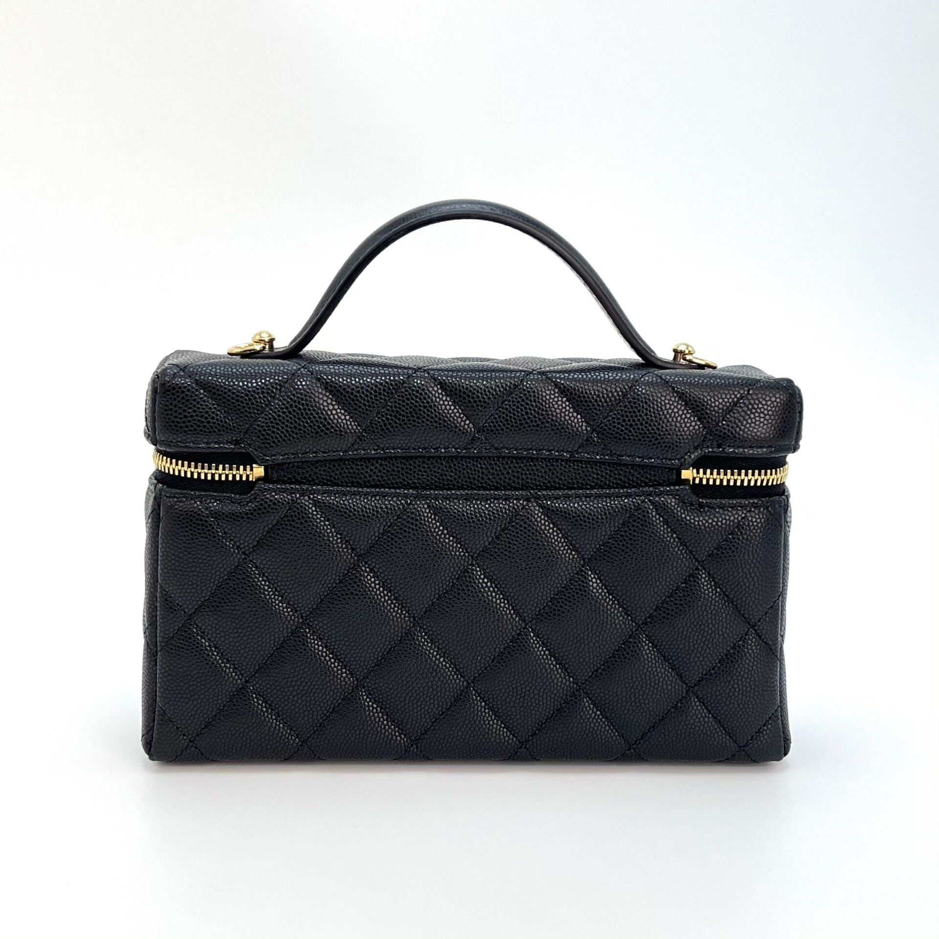 Chanel Pre-loved Bag Very good condition Size ONE SIZE - 2 Thumbnail