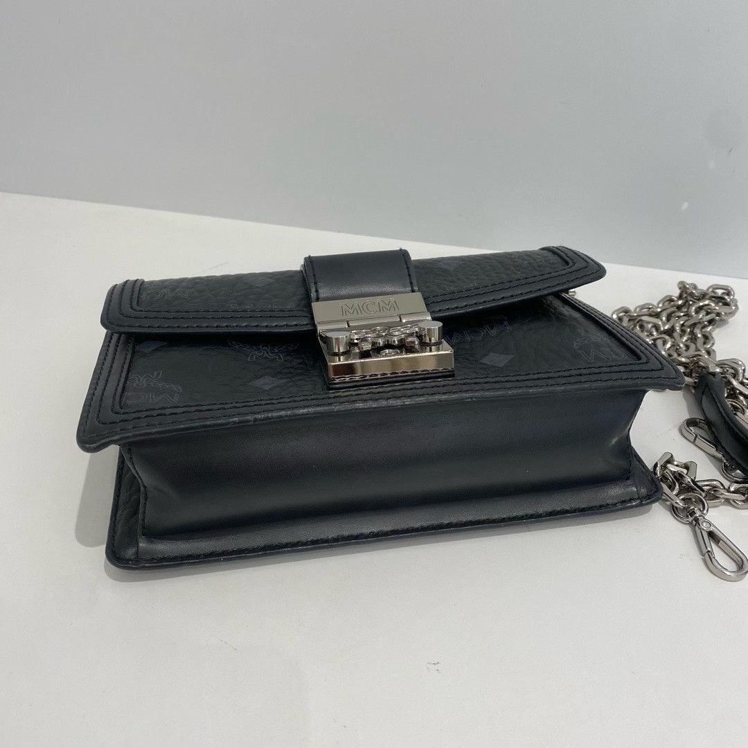 MCM Pre-loved Bag Very good condition Size ONE SIZE - 3 Thumbnail