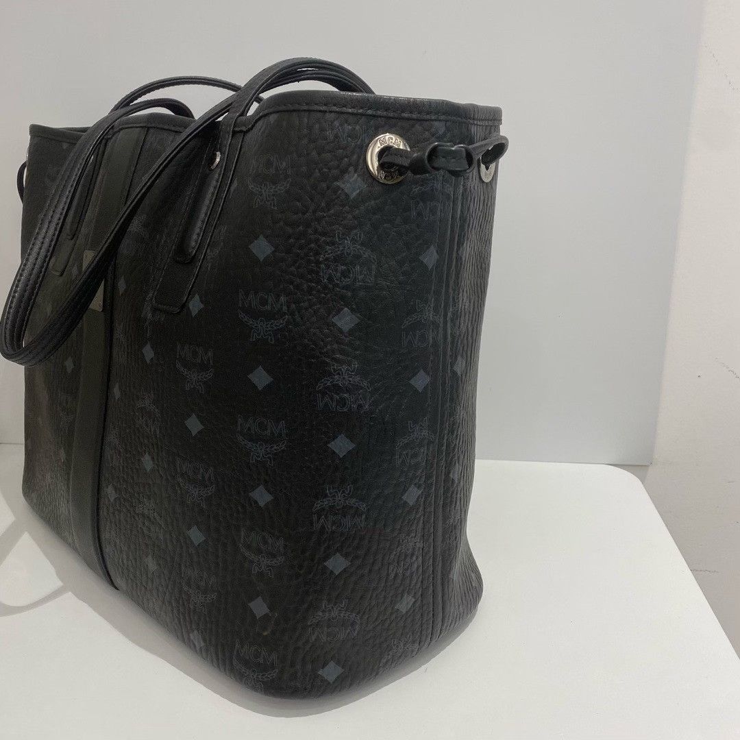 MCM Pre-loved Bag Very good condition Size ONE SIZE - 5 Thumbnail