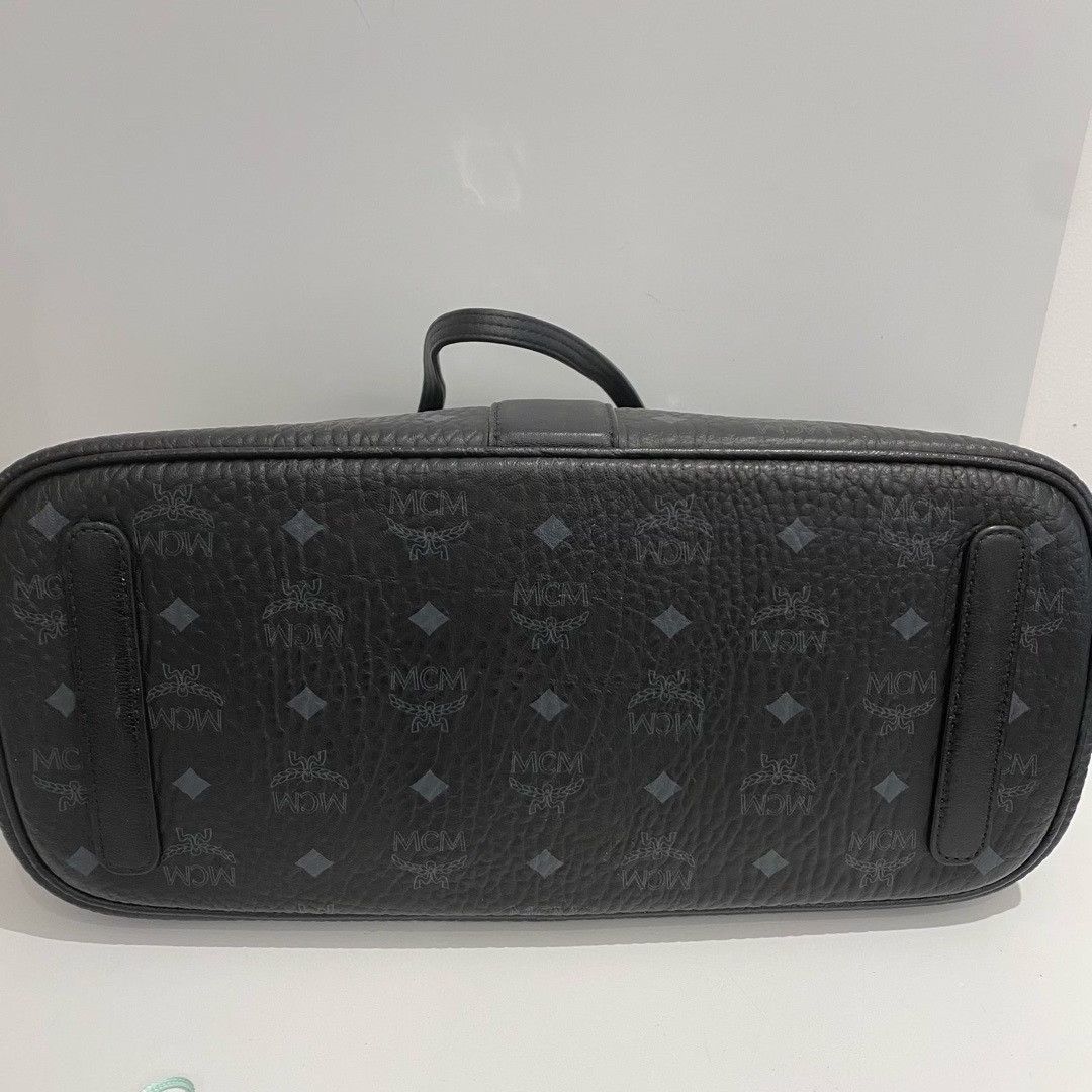 MCM Pre-loved Bag Very good condition Size ONE SIZE - 3 Thumbnail