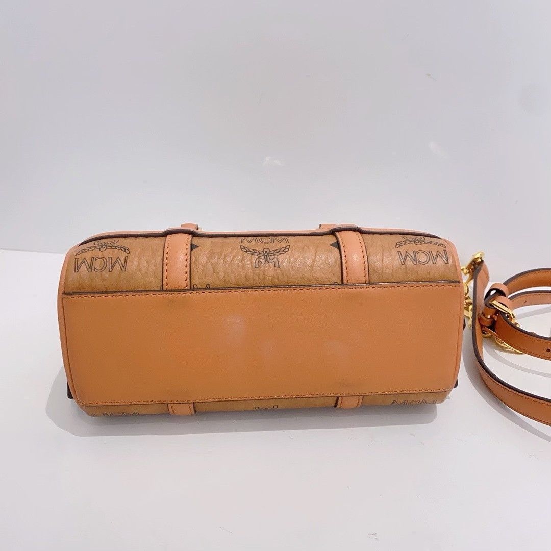 MCM Pre-loved Bag Very good condition Size ONE SIZE - 7 Thumbnail