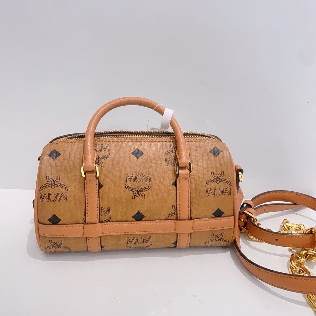 MCM Pre-loved Bag Very good condition Size ONE SIZE - 5 Thumbnail