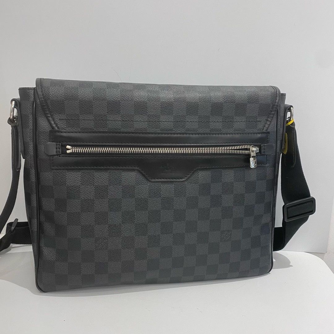 Louis Vuitton Pre-loved Bag Very good condition Size ONE SIZE - 4 Thumbnail