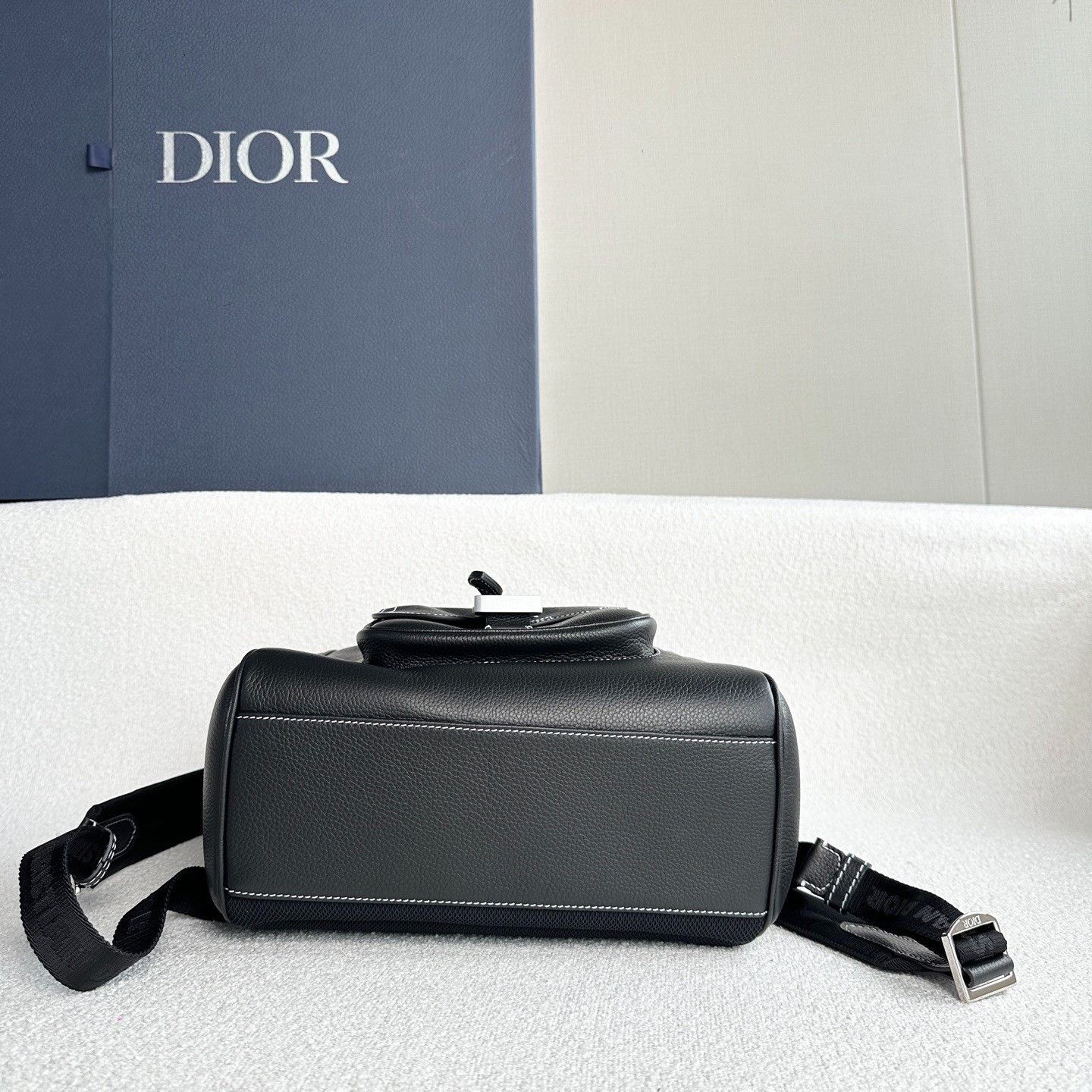 Dior Pre-loved Bag Very good condition Size ONE SIZE - 5 Thumbnail