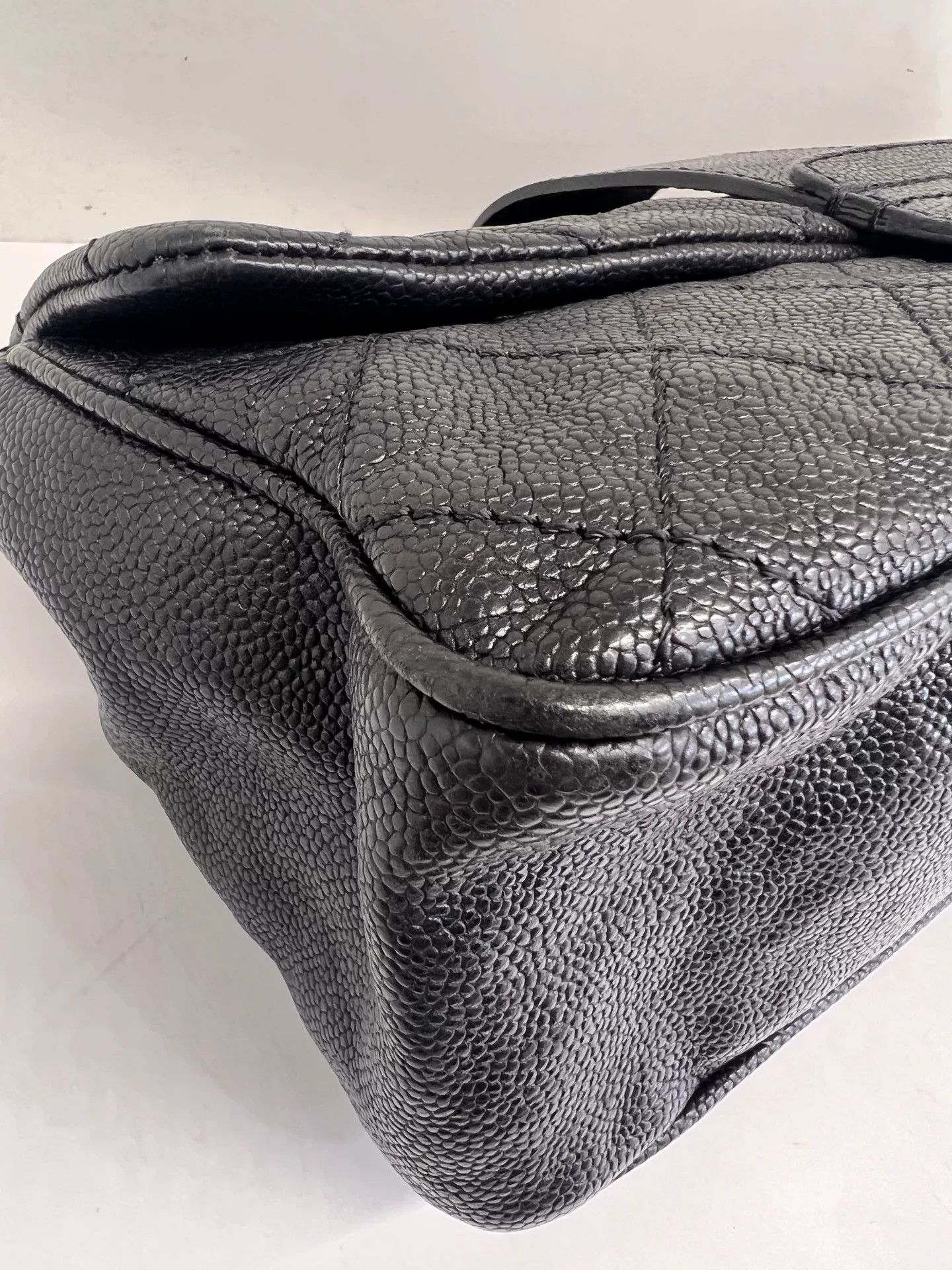Chanel Pre-loved Bag Very good condition Size ONE SIZE - 3 Thumbnail