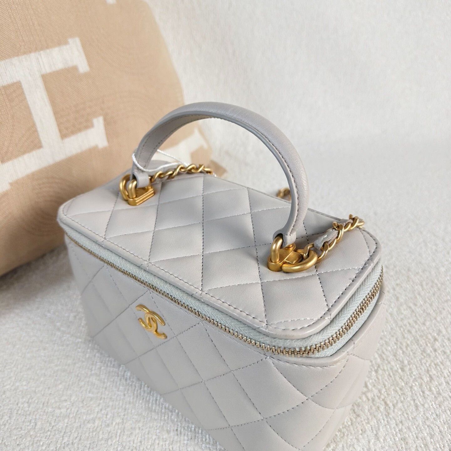 Chanel Pre-loved Bag Very good condition Size ONE SIZE - 8 Thumbnail