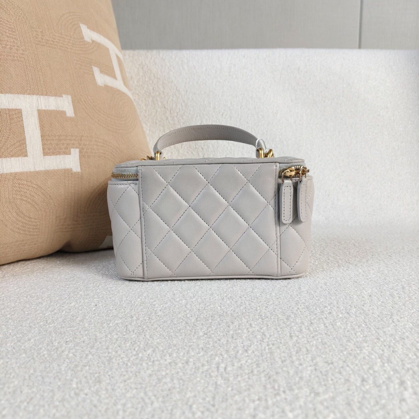 Chanel Pre-loved Bag Very good condition Size ONE SIZE - 3 Thumbnail
