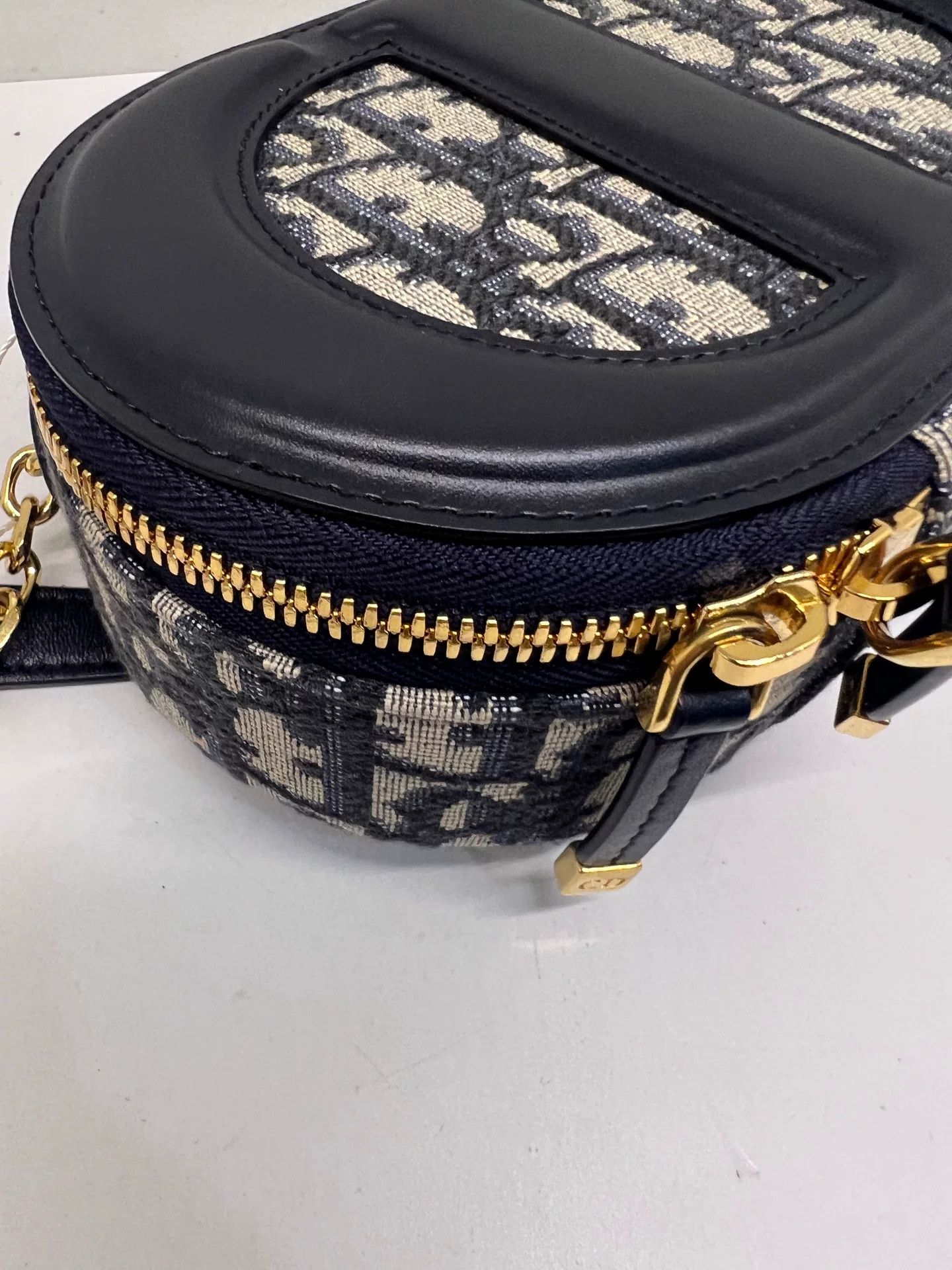 Dior Pre-loved Bag Very good condition Size ONE SIZE - 4 Thumbnail