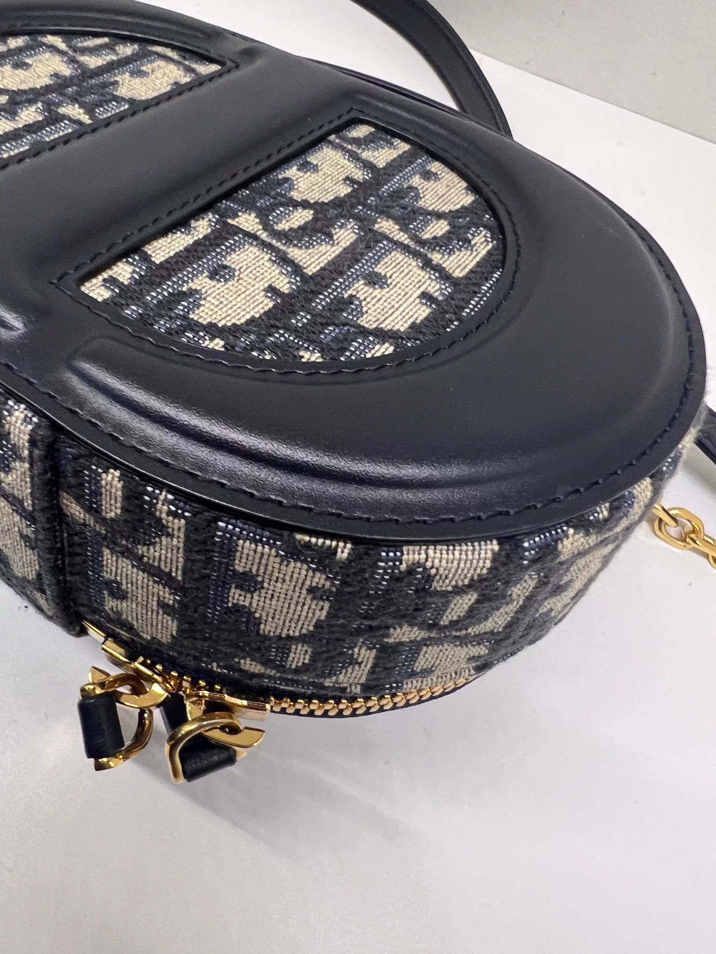 Dior Pre-loved Bag Very good condition Size ONE SIZE - 7 Thumbnail