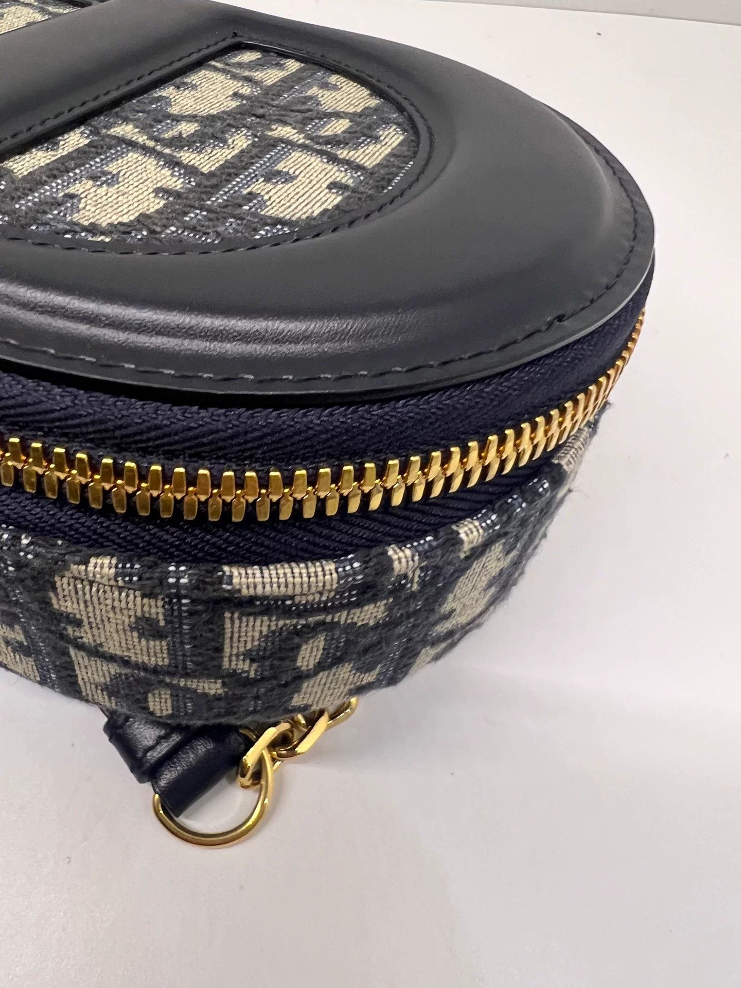 Dior Pre-loved Bag Very good condition Size ONE SIZE - 3 Thumbnail
