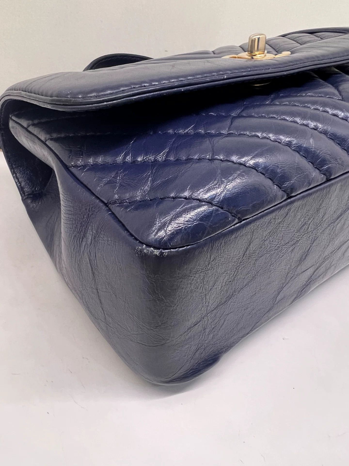 Chanel Pre-loved Bag Very good condition Size ONE SIZE - 4 Thumbnail
