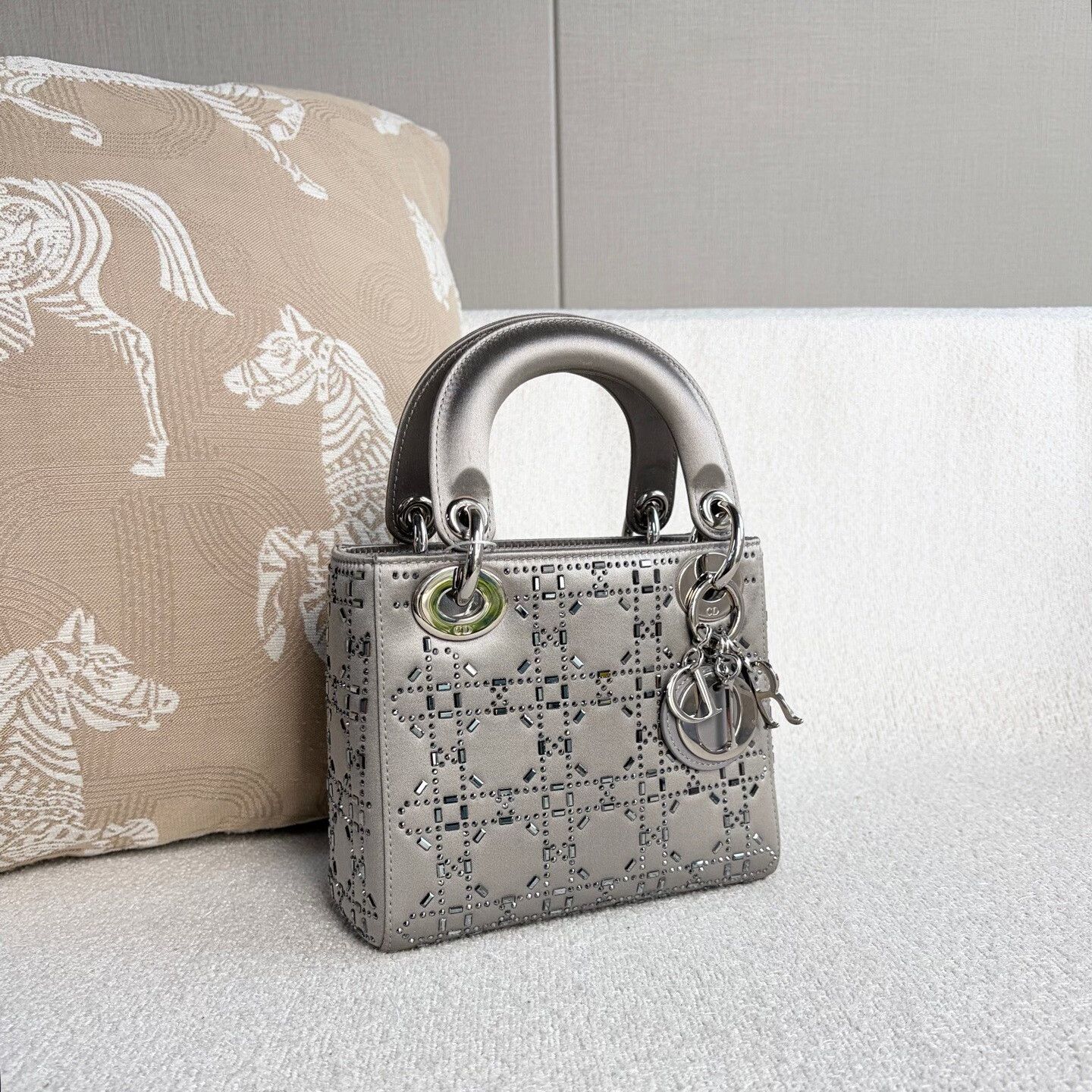 Dior Pre-loved Bag Very good condition Size ONE SIZE - 6 Thumbnail