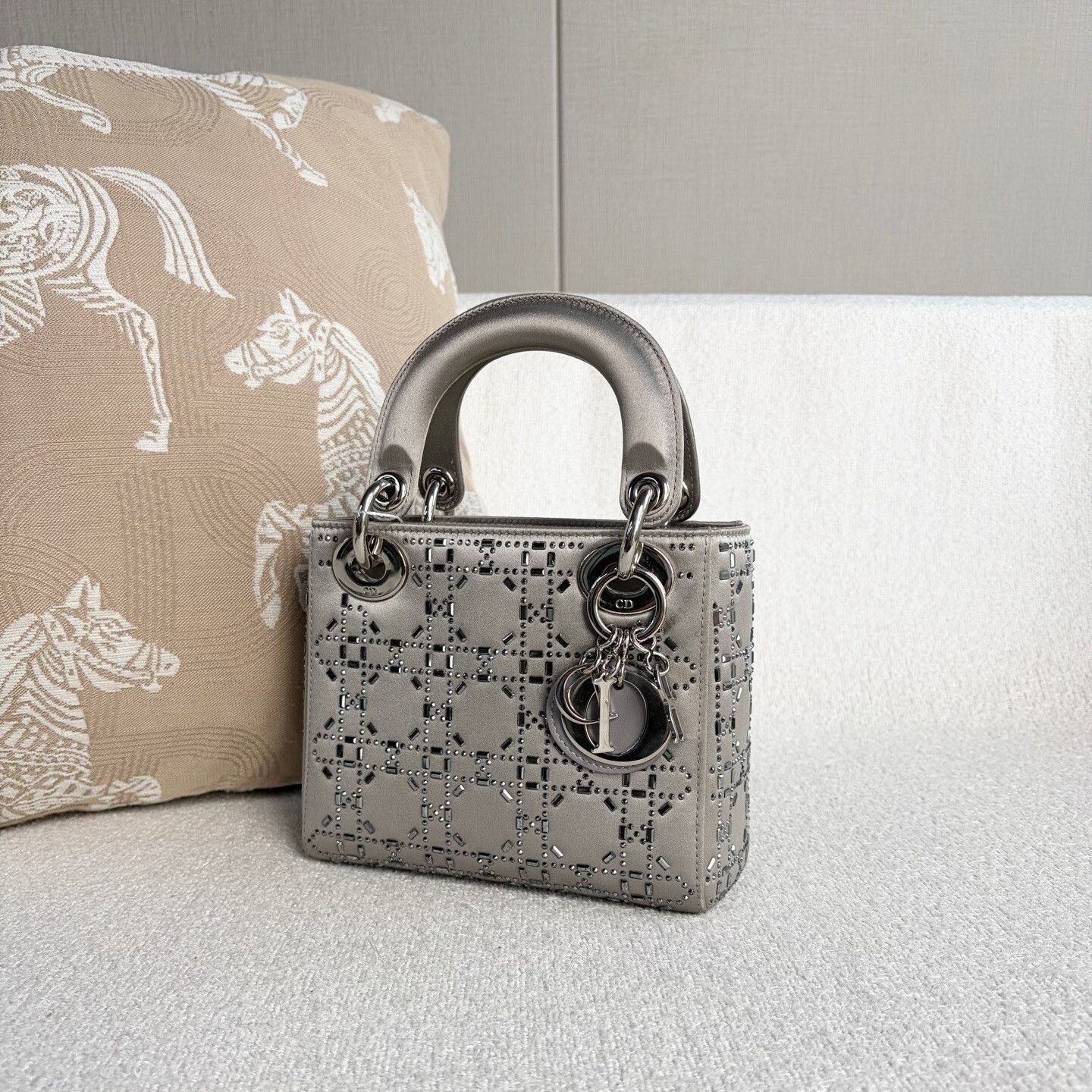 Dior Pre-loved Bag Very good condition Size ONE SIZE - 4 Thumbnail