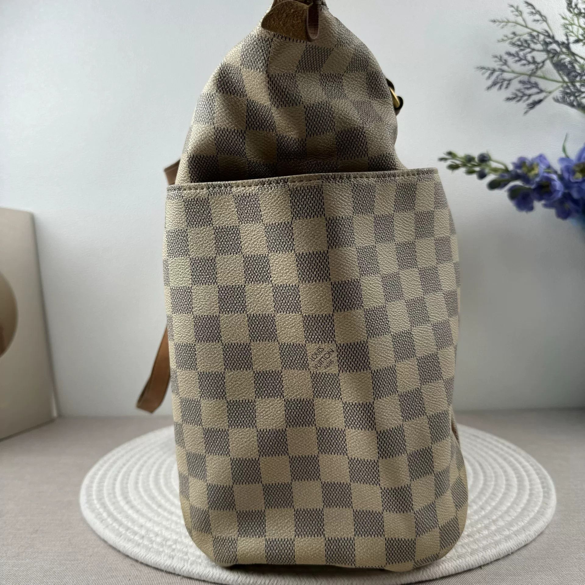 Louis Vuitton Pre-loved Bag Very good condition Size ONE SIZE - 8 Thumbnail