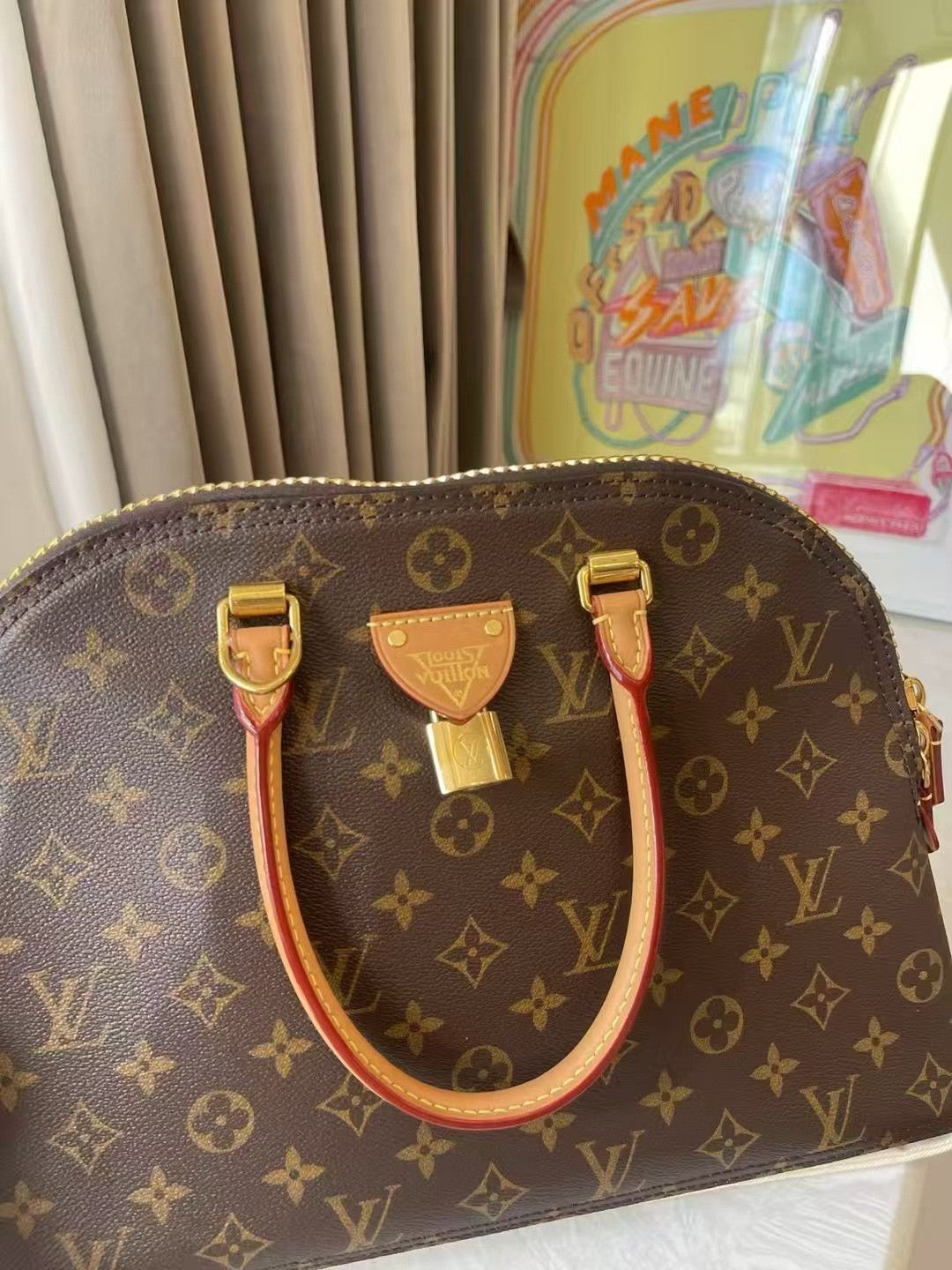 Louis Vuitton Pre-loved Bag Very good condition Size ONE SIZE - 5 Thumbnail