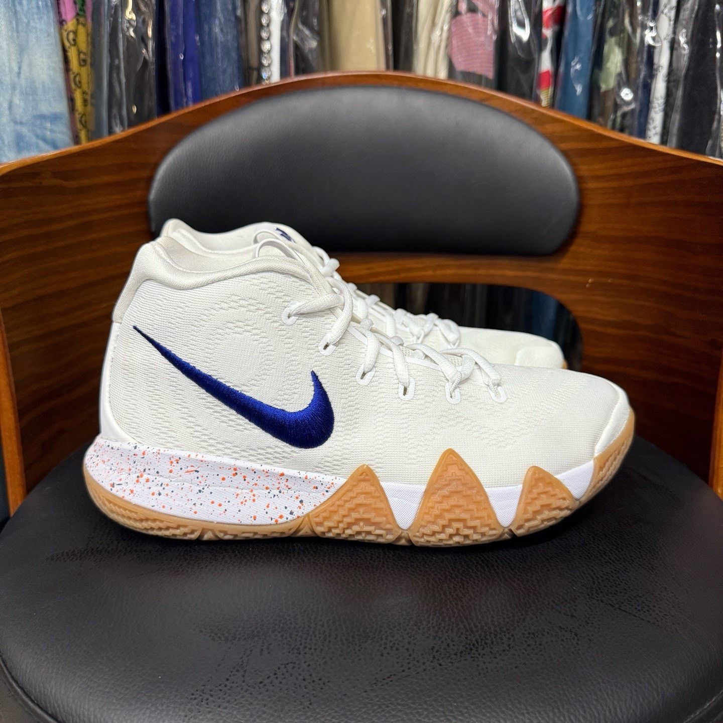 Nike Nike White Lowtop Sneakers 40 Men Size US 7.5 / EU 40-41 - 4 Thumbnail