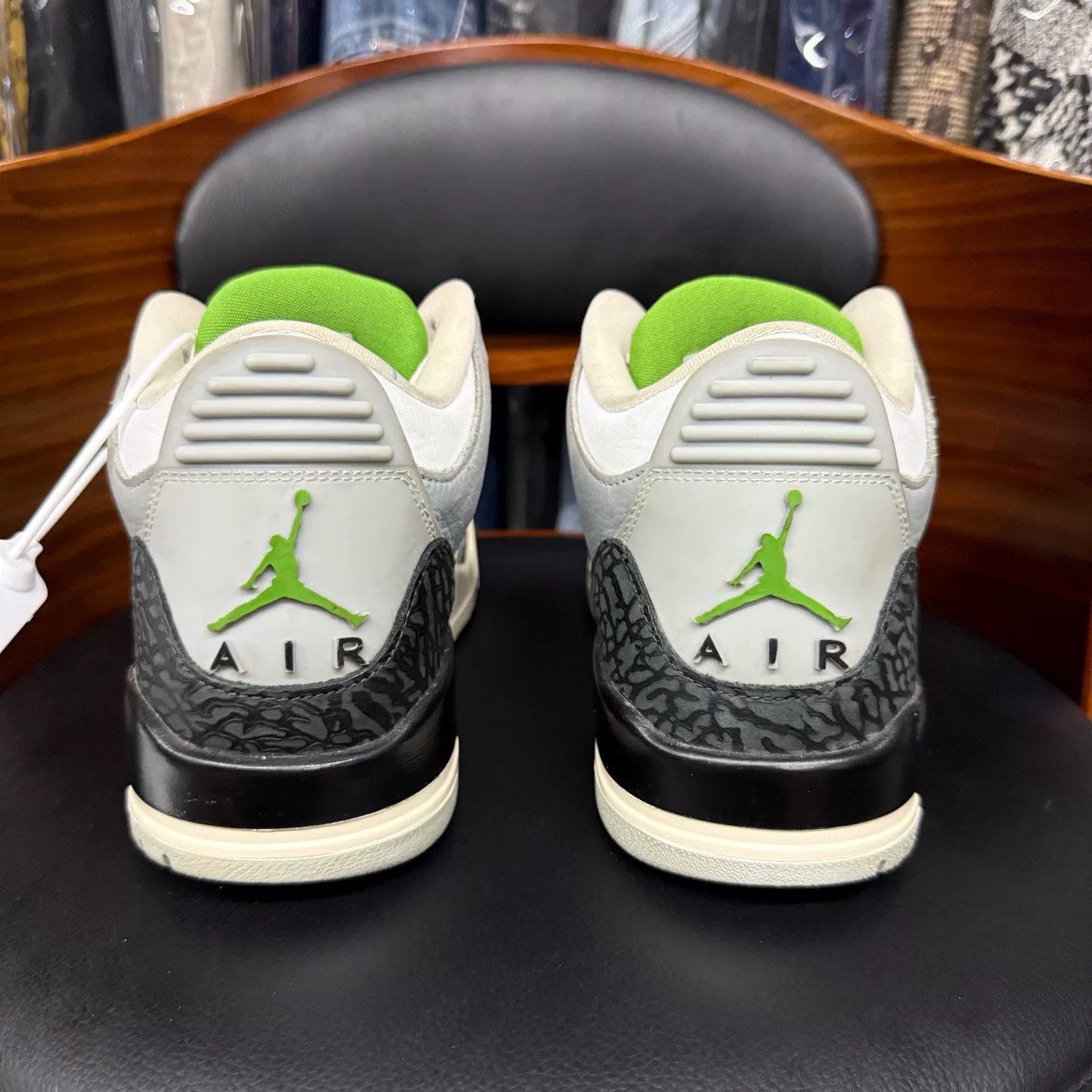 Nike Nike AJ3 Green Lowtop Sneakers 43 Men Size US 10 / EU 43 - 3 Thumbnail