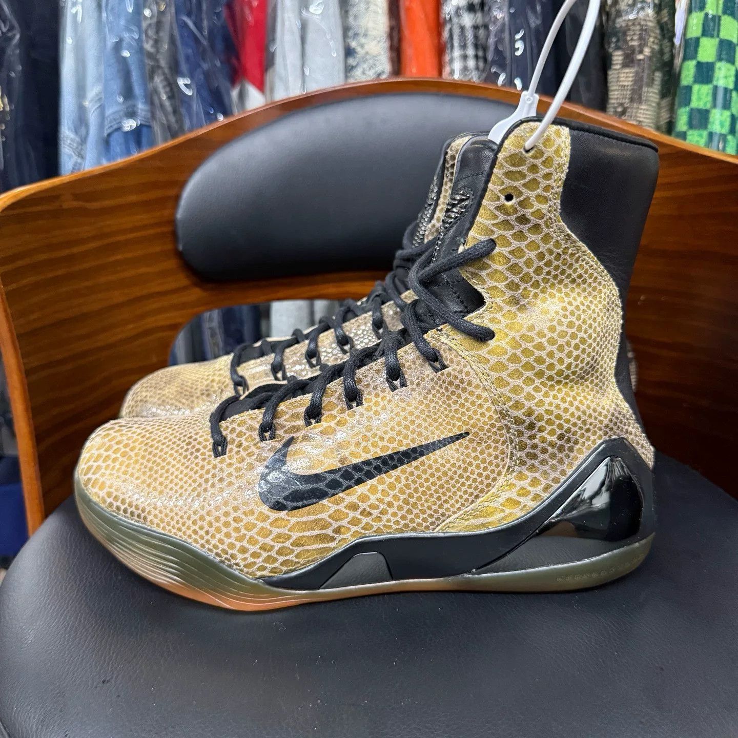 Nike Nike KOBE9 Brown Lowtop Sneakers 41 Men Size US 8.5 / EU 41-42 - 6 Thumbnail