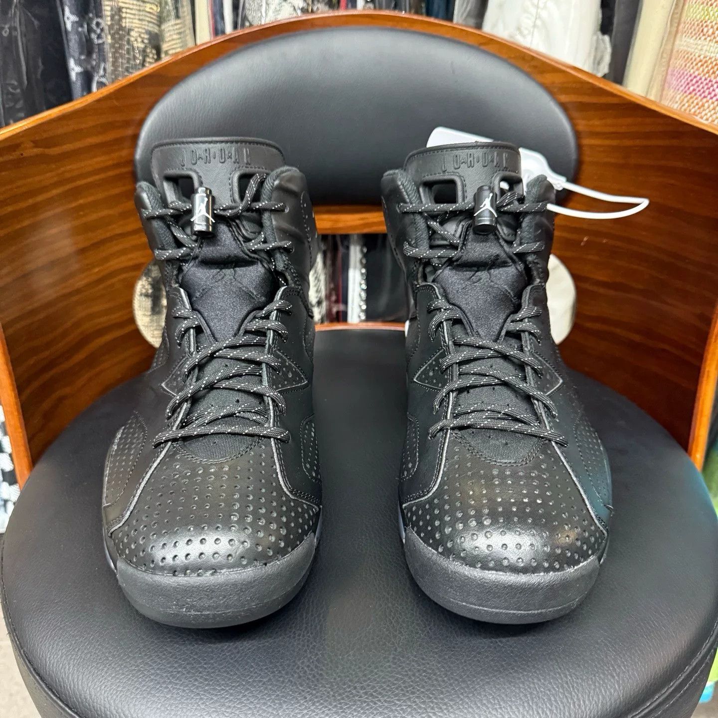 Nike Nike AJ6 Black Lowtop Sneakers 42 Men Size US 9 / EU 42 - 2 Thumbnail