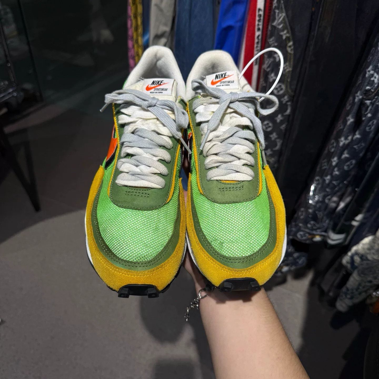 Sacai Sacai Yellow Lowtop Sneakers 43 Men Size US 10 / EU 43 - 5 Thumbnail
