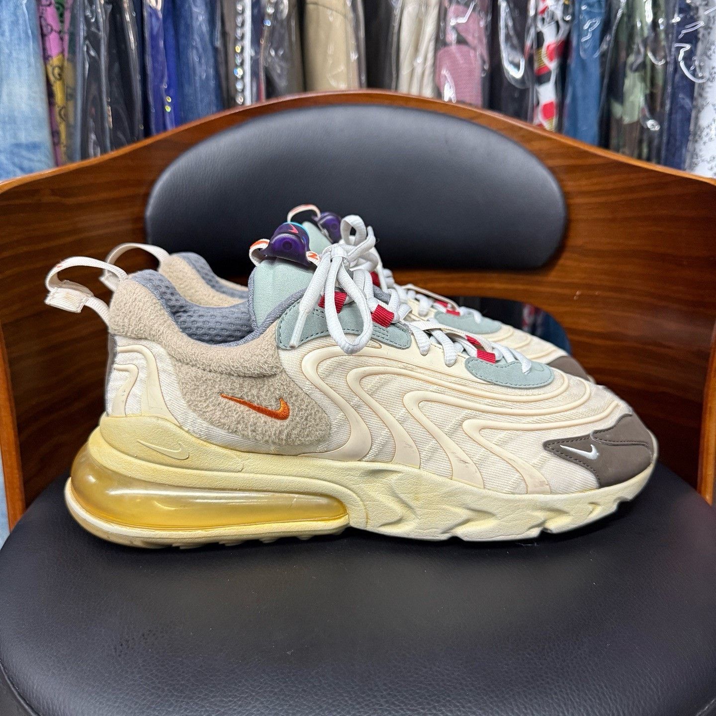 Nike Nike MAX270 Collab Yellow Lowtop Sneakers 44 Men Size US 10.5 / EU 43-44 - 4 Thumbnail