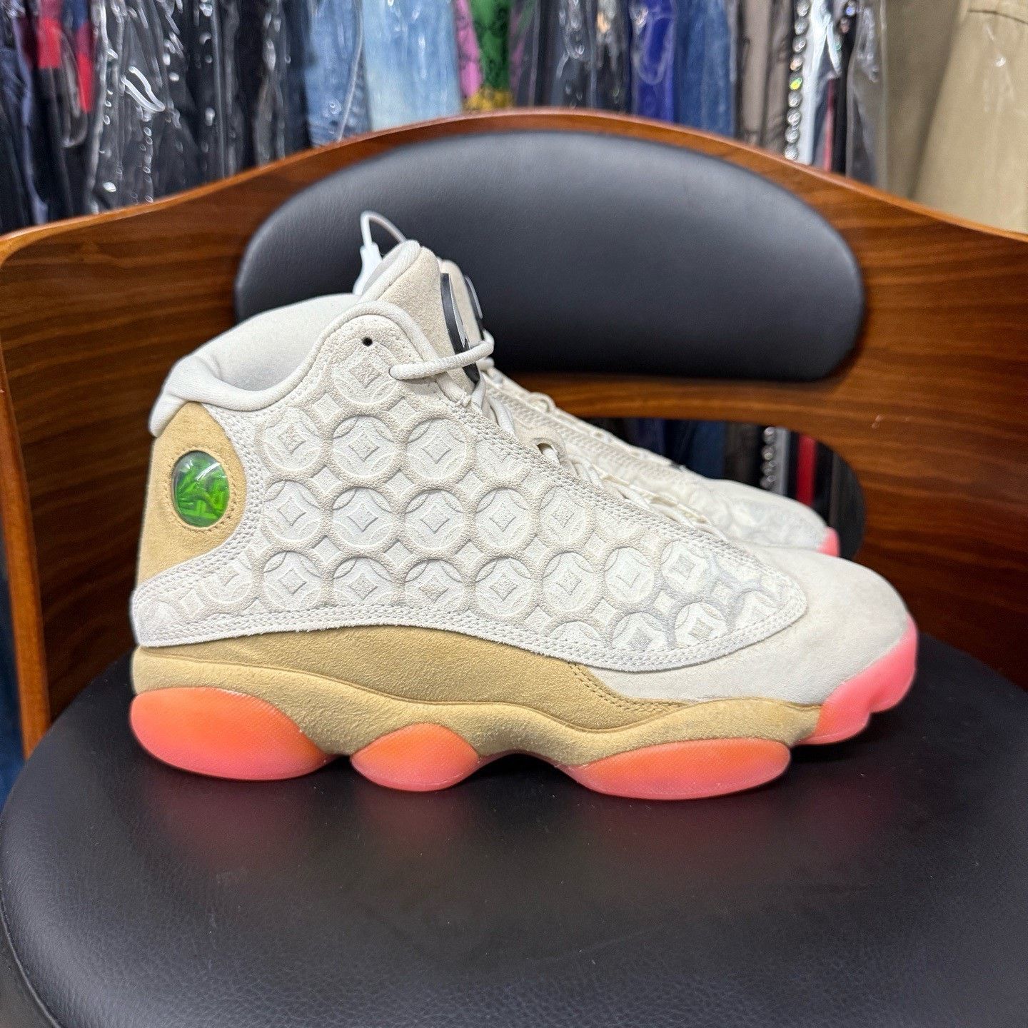 Nike Nike AJ13 Lowtop Sneakers 40.5 Men Size US 8 / EU 41 - 4 Thumbnail