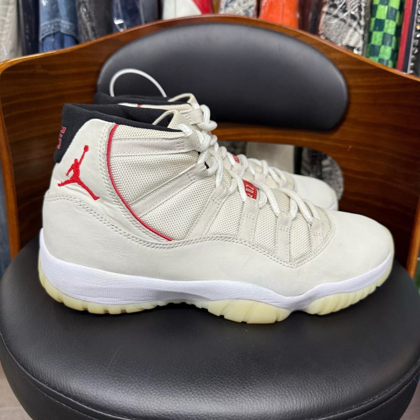 Nike Nike AJ11 Lowtop Sneakers 42.5 Men Size US 9.5 / EU 42-43 - 4 Thumbnail