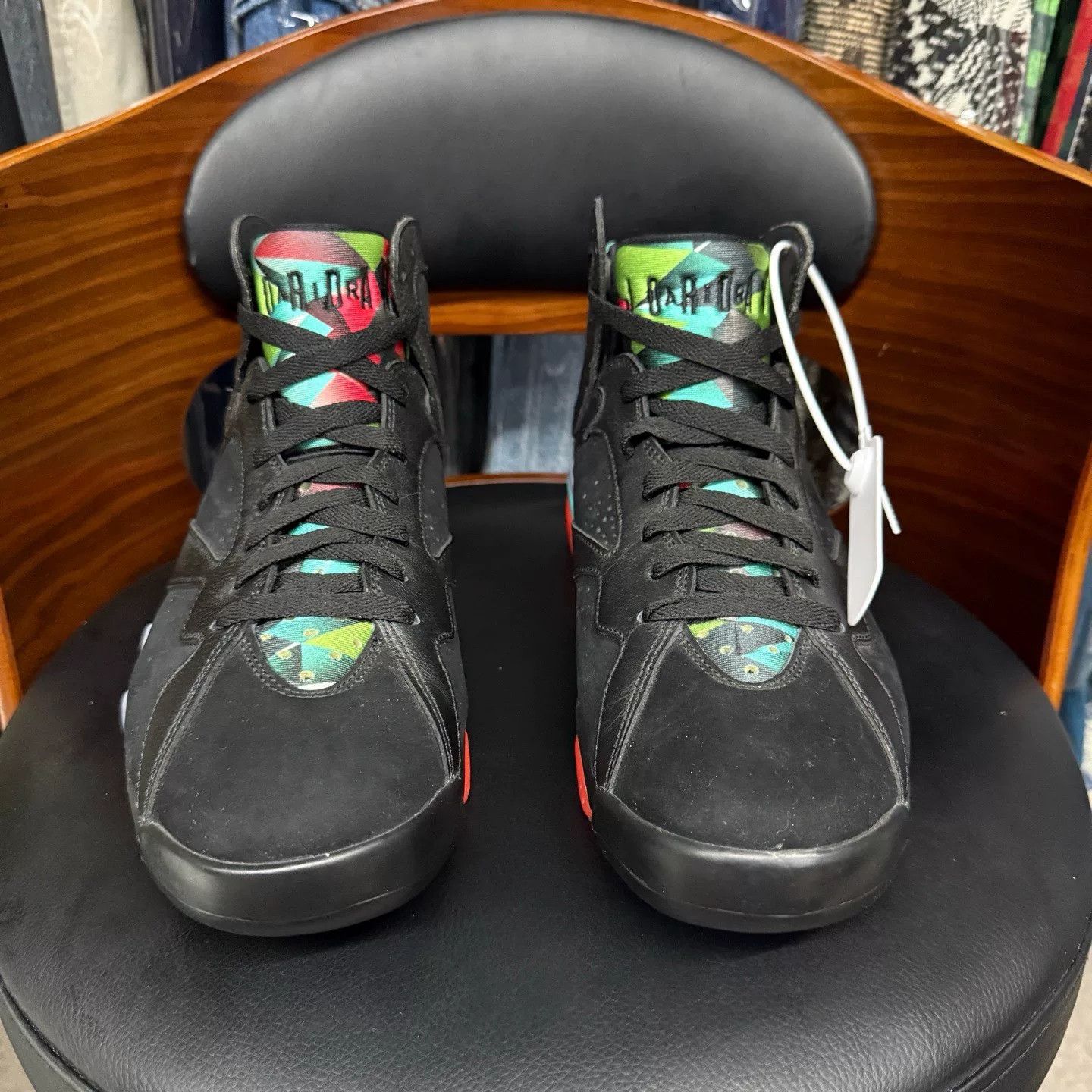 Nike Nike AJ7 Black Lowtop Sneakers 43 Men Size US 10 / EU 43 - 2 Thumbnail