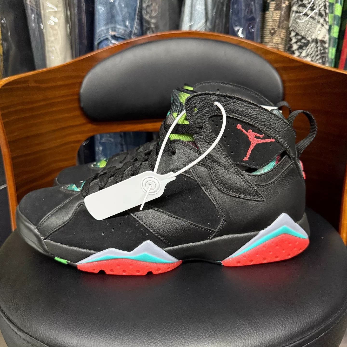 Nike Nike AJ7 Black Lowtop Sneakers 43 Men Size US 10 / EU 43 - 6 Thumbnail
