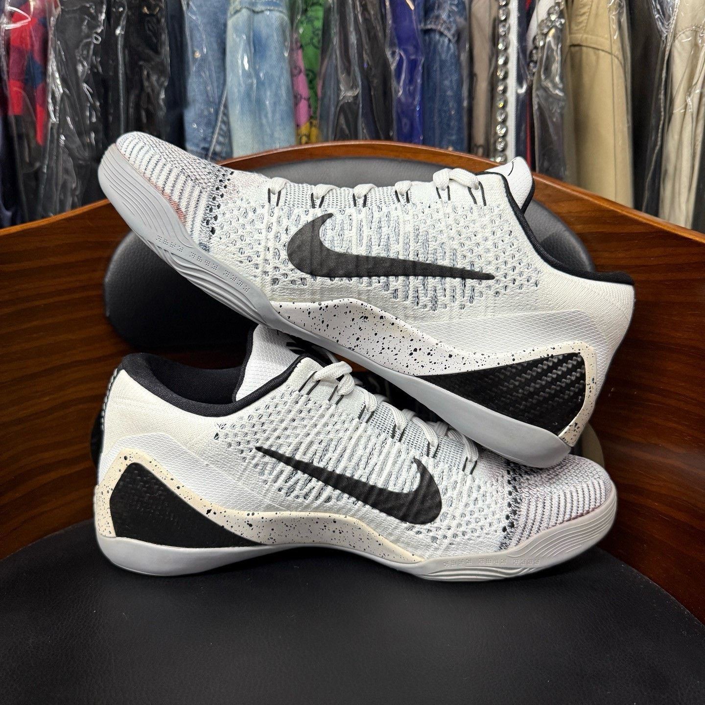 Nike Nike KOBE9 White Lowtop Sneakers 43 Men Size US 10 / EU 43 - 7 Thumbnail