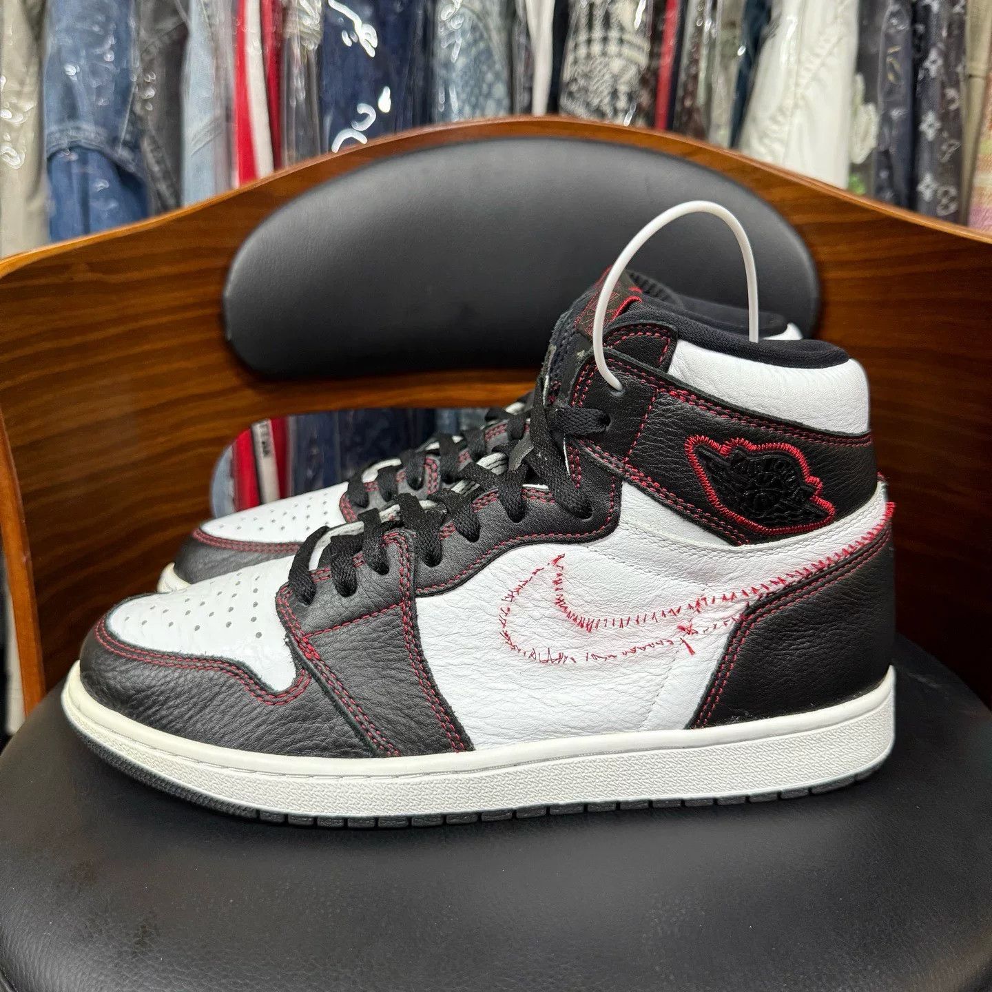 Nike Nike AJ1 Black Lowtop Sneakers 44 Men Size US 10.5 / EU 43-44 - 6 Thumbnail