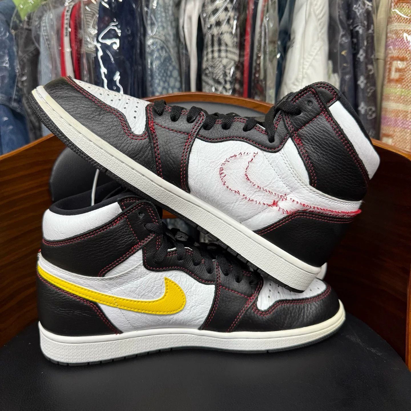Nike Nike AJ1 Black Lowtop Sneakers 44 Men Size US 10.5 / EU 43-44 - 7 Thumbnail