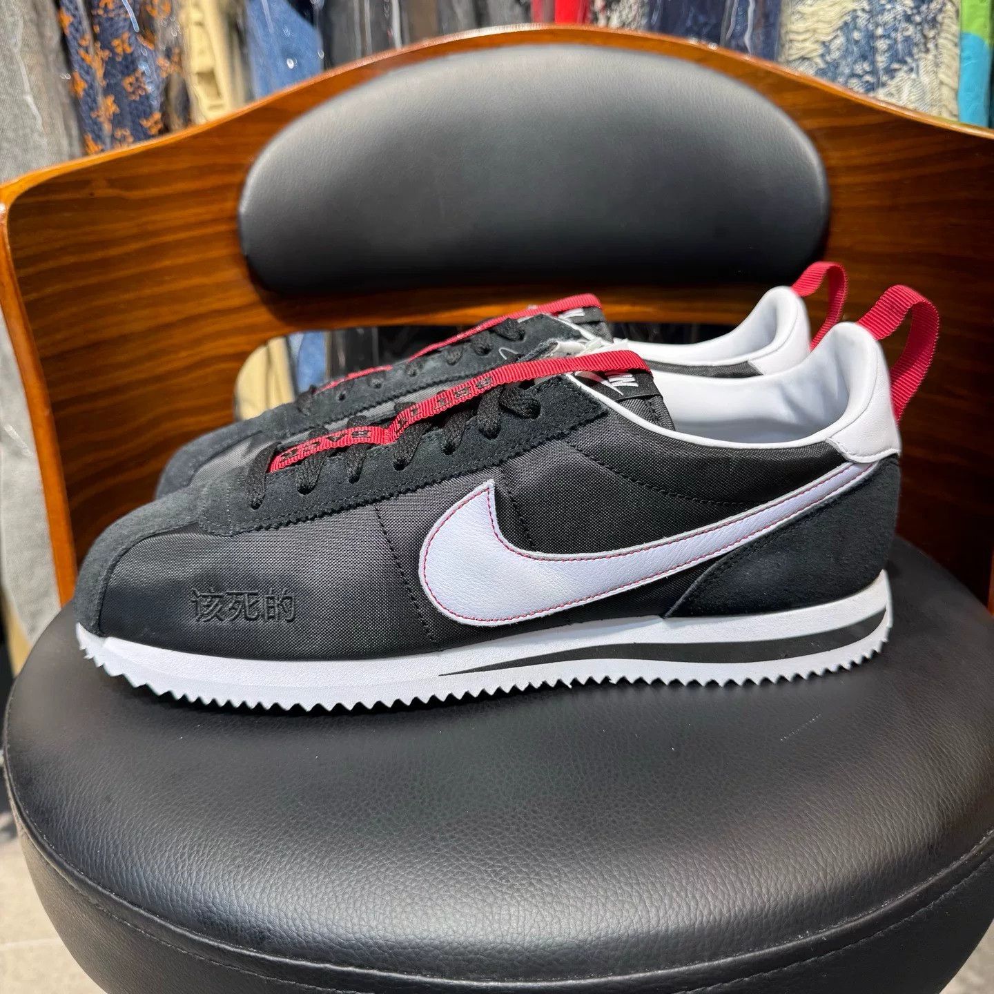 Nike Nike Hitop Sneakers L Men Size US 10 / EU 43 - 6 Thumbnail