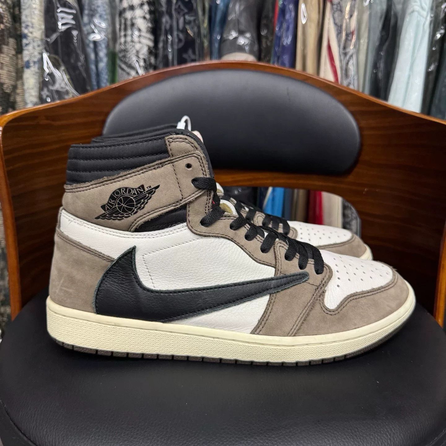 Nike Nike AJ1 Collab Brown Lowtop Sneakers 45 Men Size US 11.5 / EU 44-45 - 4 Thumbnail
