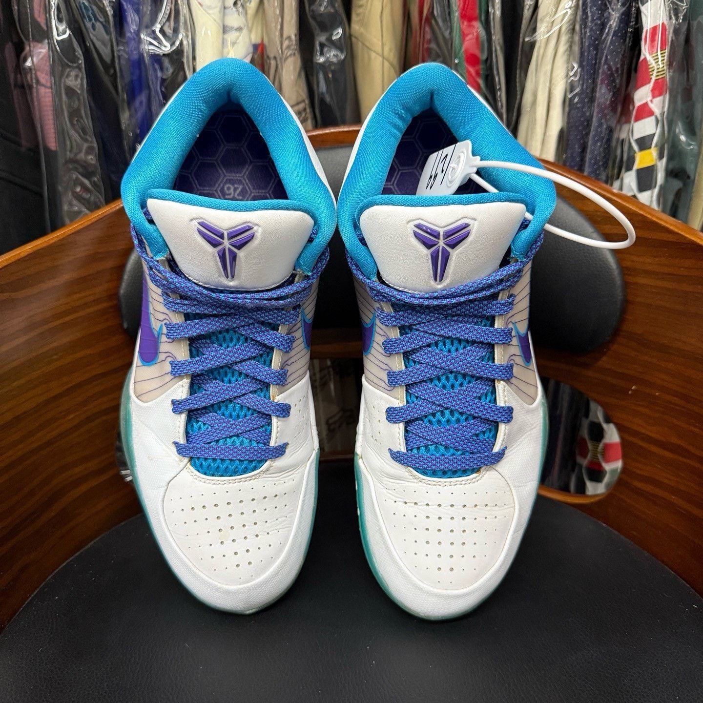 Nike Nike KOBE4 Blue Lowtop Sneakers 42 Men Size US 9 / EU 42 - 5 Thumbnail