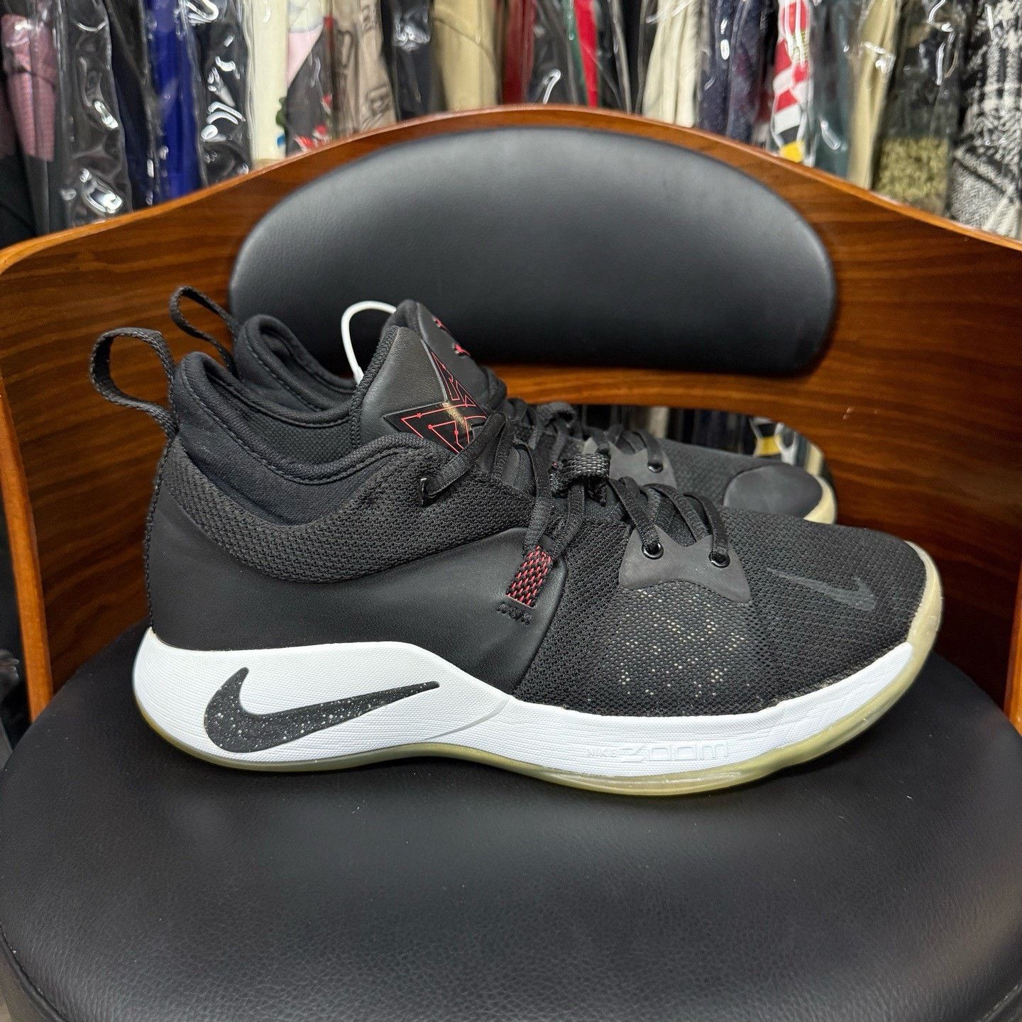 Nike Nike Black Lowtop Sneakers 44.5 Men Size US 11 / EU 44 - 4 Thumbnail