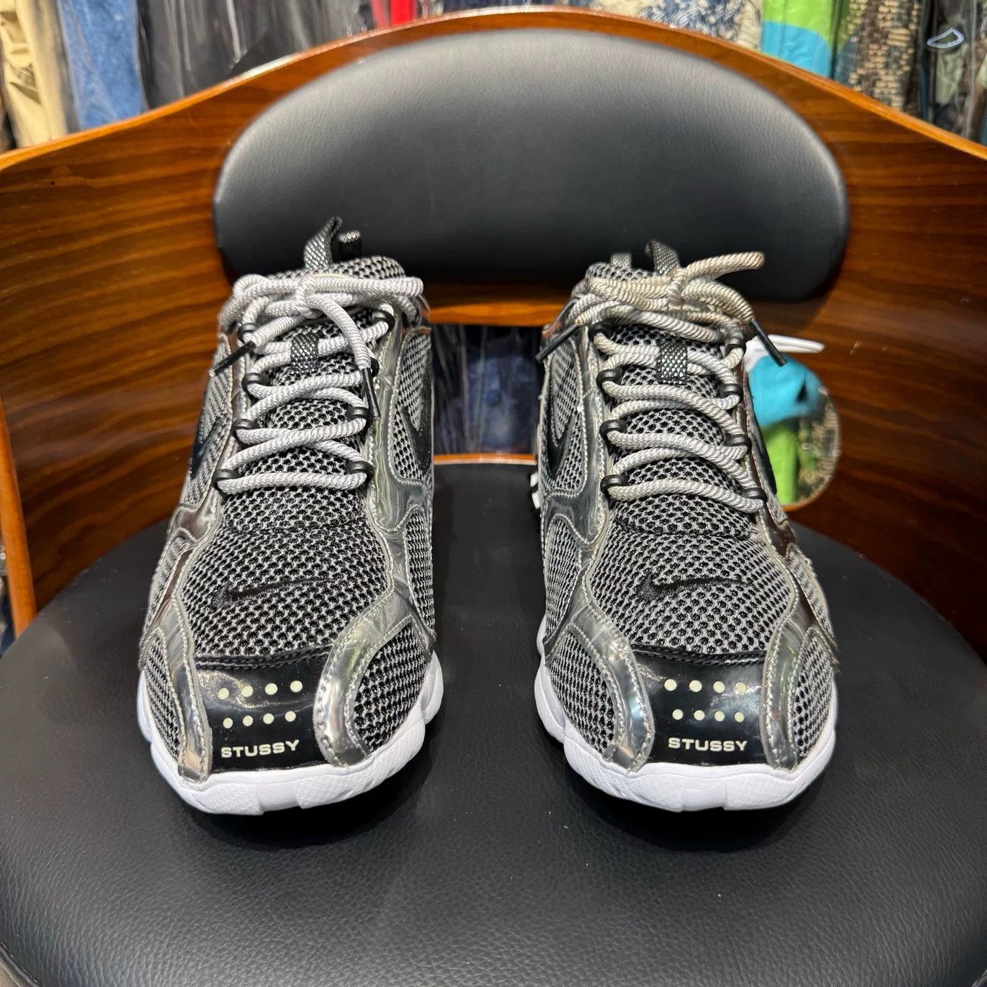 Stussy Stussy Silver Lowtop Sneakers 44 Men Size US 10.5 / EU 43-44 - 2 Thumbnail
