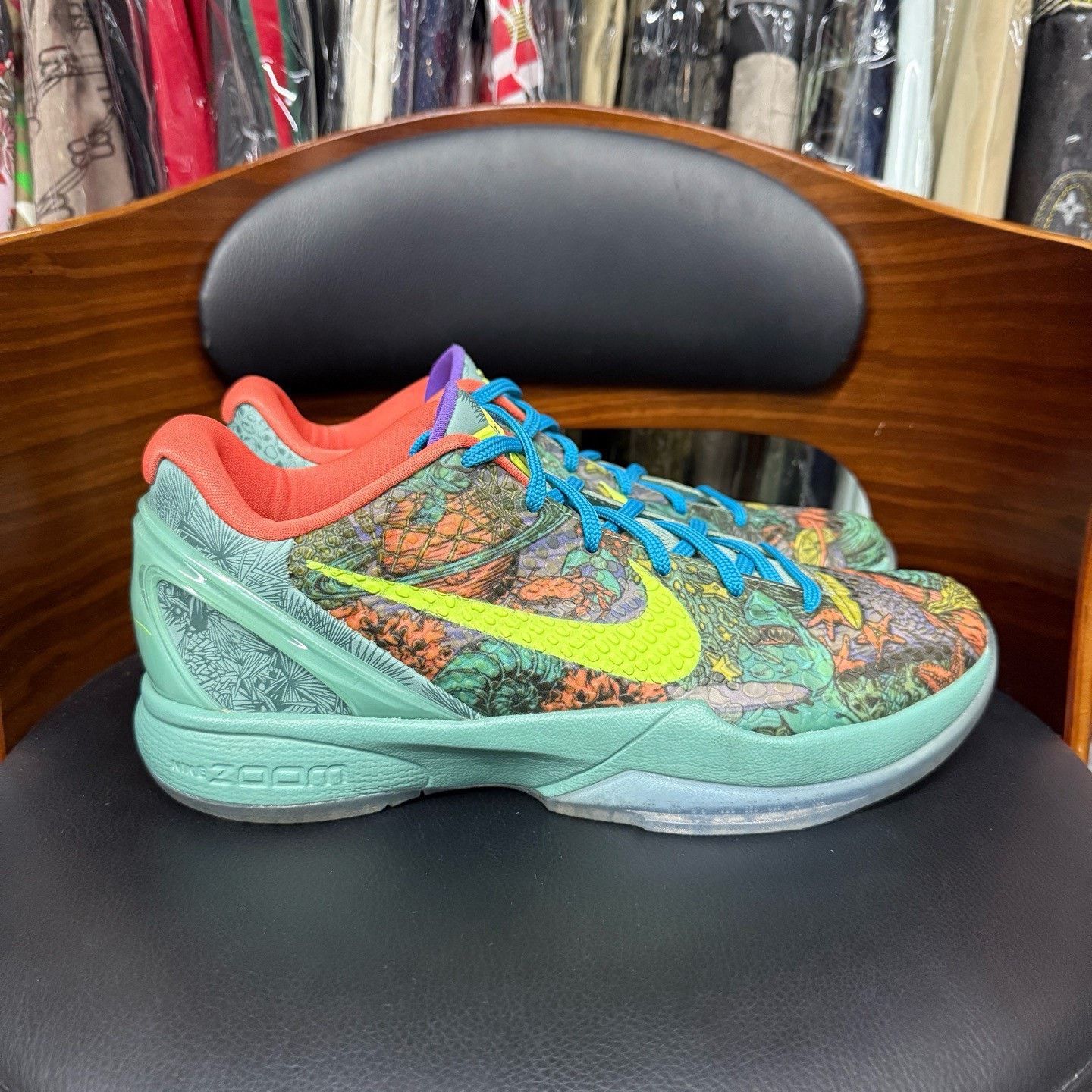 Nike Nike KOBE6 Lowtop Sneakers 42 Men Size US 9 / EU 42 - 4 Thumbnail