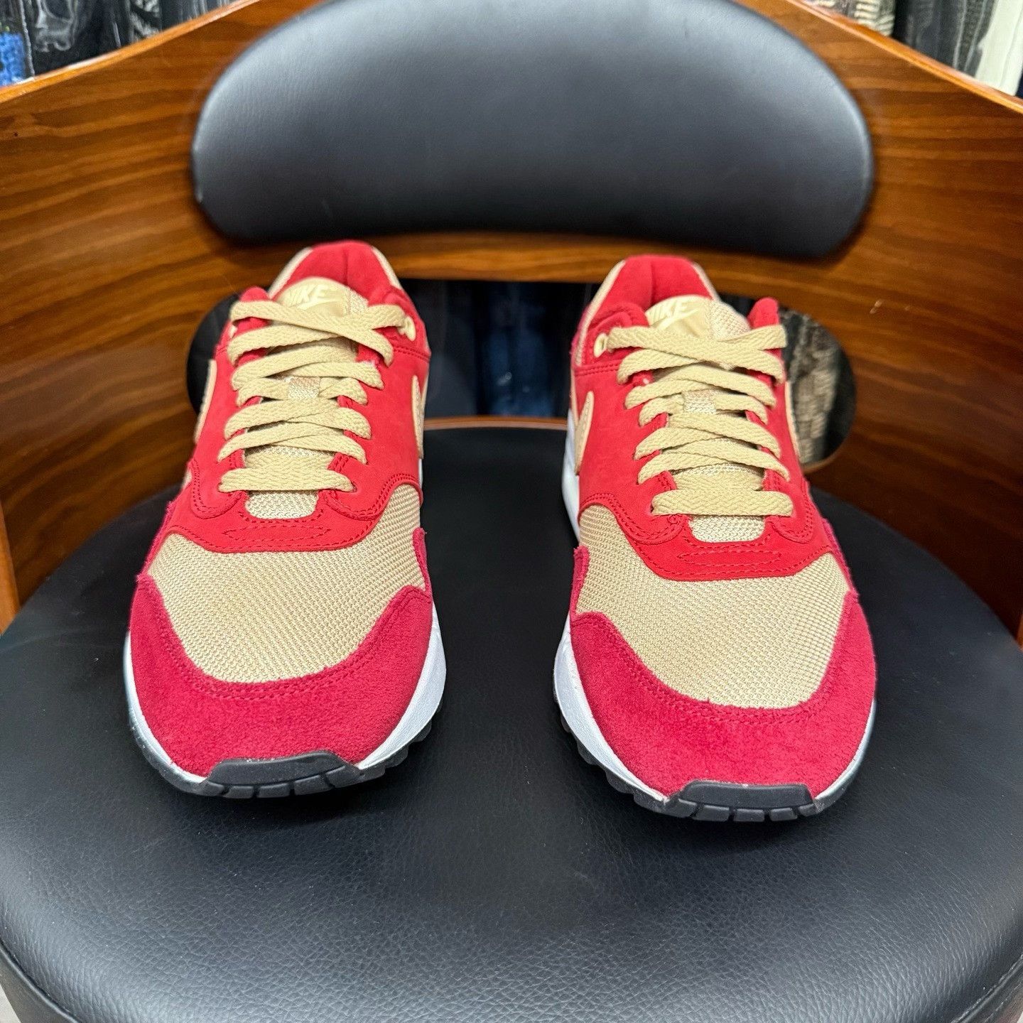 Nike Nike MAX1 Red Lowtop Sneakers 42 Men Size US 9 / EU 42 - 2 Thumbnail