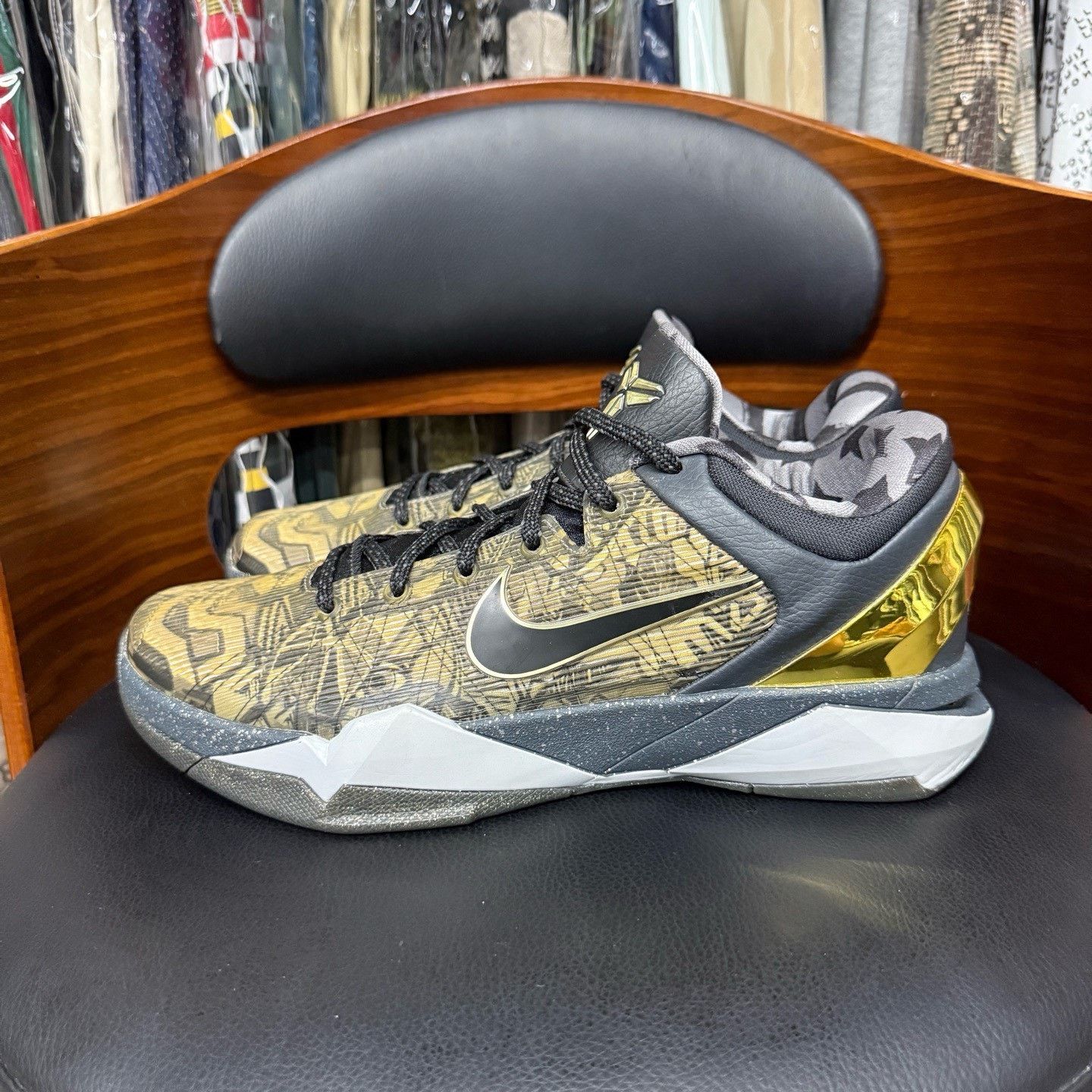 Nike Nike KOBE7 Lowtop Sneakers 42 Men Size US 9 / EU 42 - 6 Thumbnail