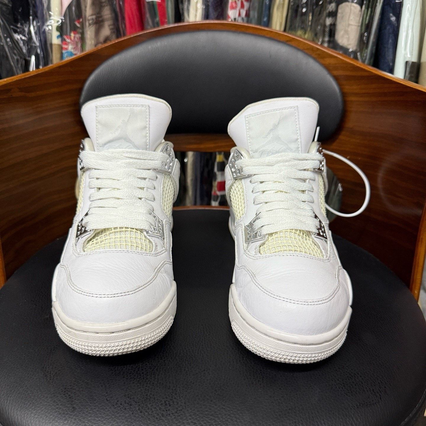 Nike Nike AJ4 White Lowtop Sneakers 40 Men Size US 7.5 / EU 40-41 - 2 Thumbnail