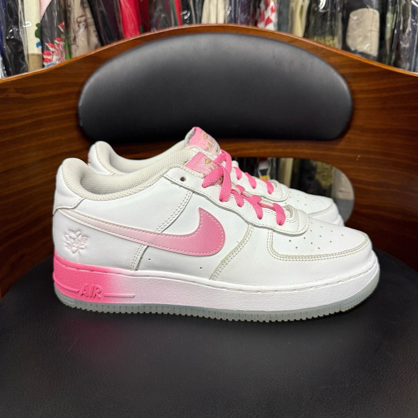 Nike Nike AF1 Pink Lowtop Sneakers 39 Men Size US 6.5 / EU 39-40 - 4 Thumbnail