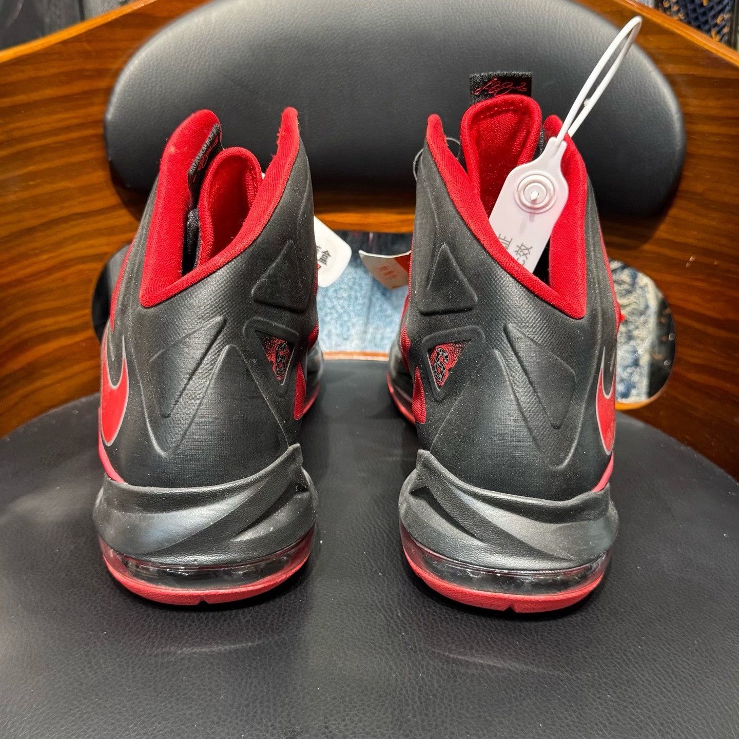 Nike Nike LEBRON10 Black Lowtop Sneakers 42.5 Men Size US 9.5 / EU 42-43 - 3 Thumbnail