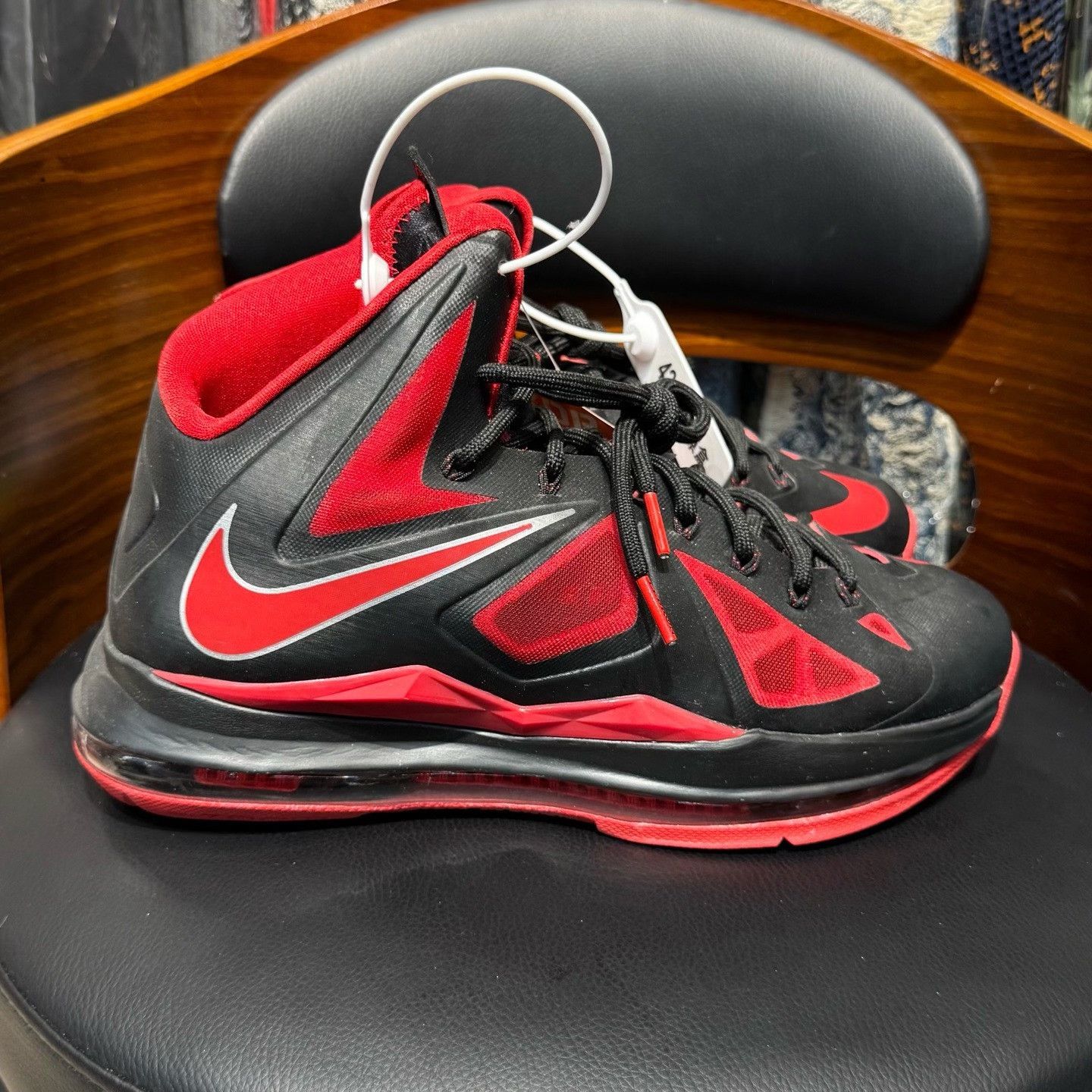 Nike Nike LEBRON10 Black Lowtop Sneakers 42.5 Men Size US 9.5 / EU 42-43 - 4 Thumbnail